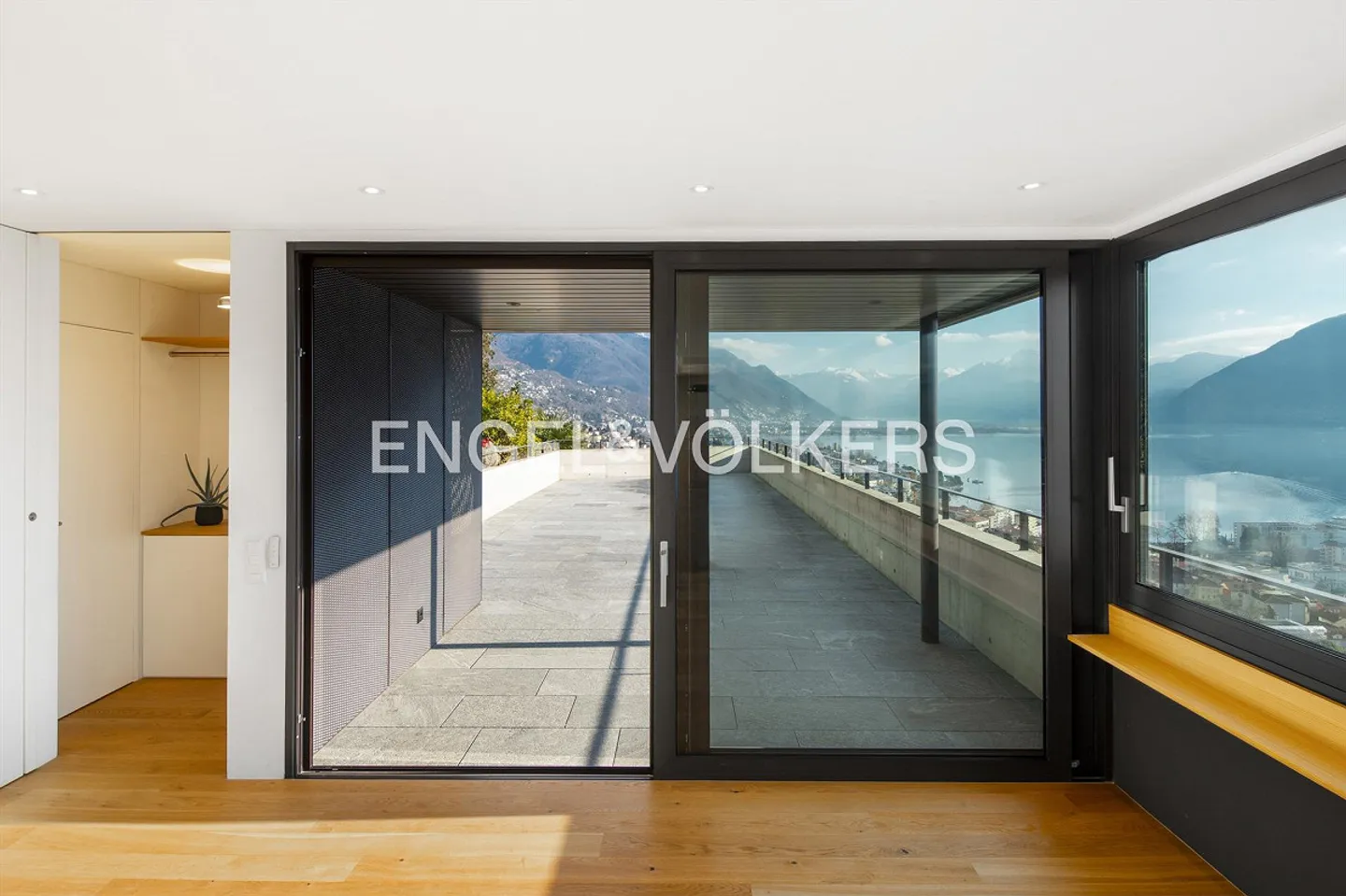 Exclusive Duplex Apartment with Dream Lake Panorama (4) - Photo 14 of 16