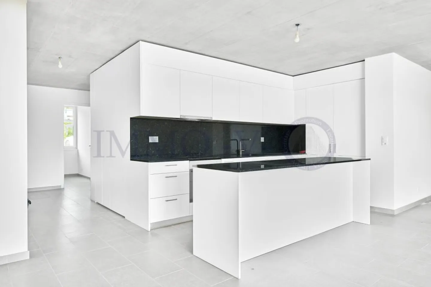 NEUF ET CONTEMPORAIN DE HAUT STANDING AVEC BALCON-TERRASSE - Foto 3 von 9
