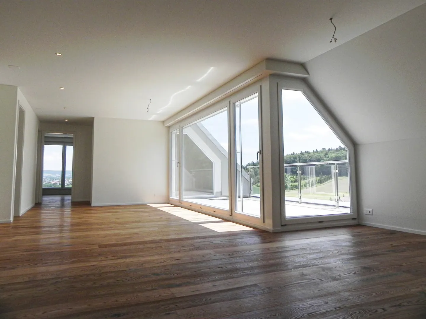Appartement penthouse lumineux et magnifique avec une vue imprenable - Photo 1 sur 9