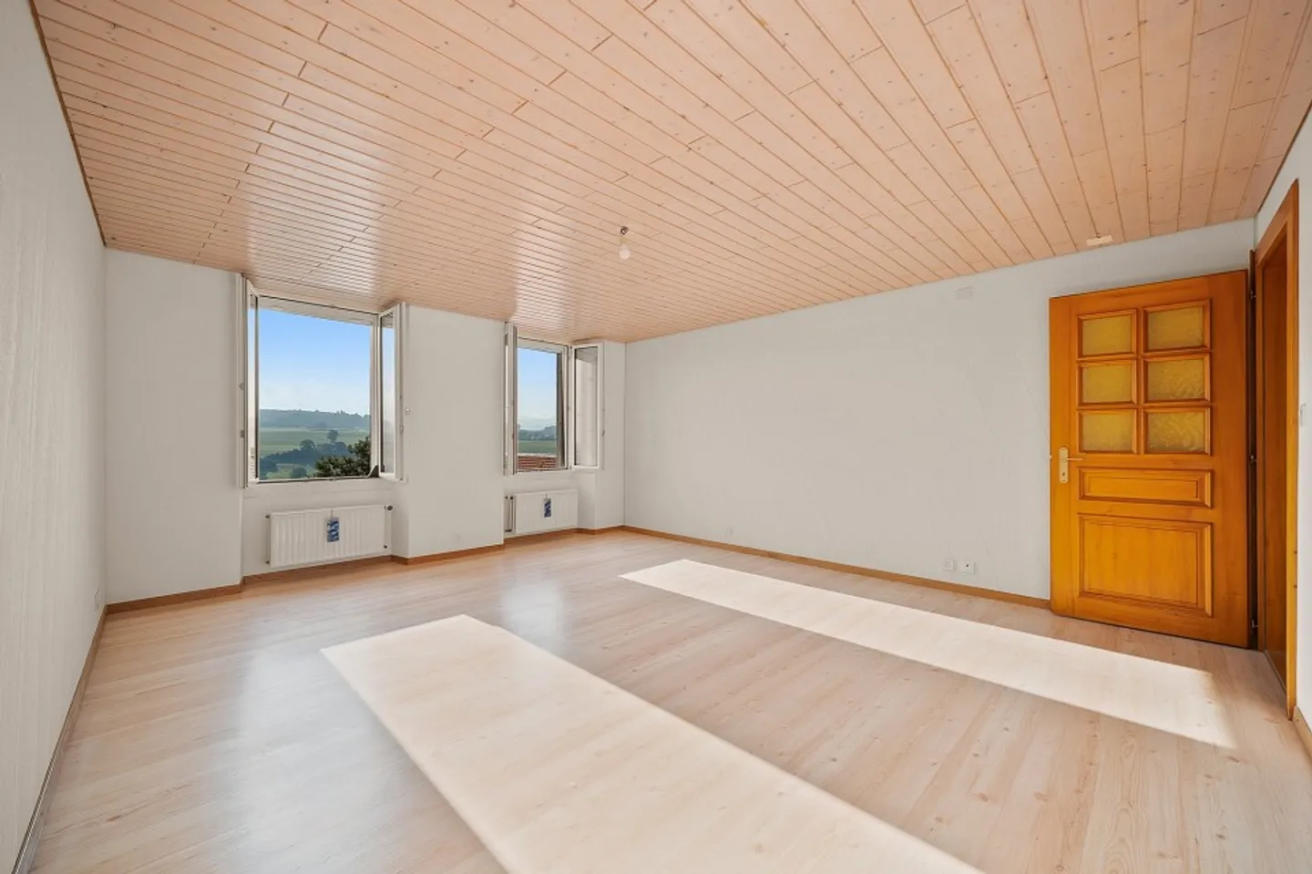 Charming House in Romont - Photo 9 of 13