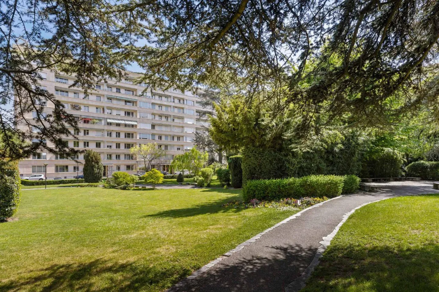 Renoviertes Appartement mit Seeblick - Foto 2 von 11