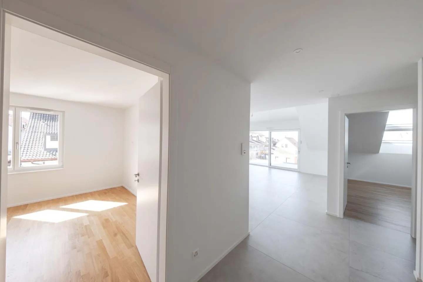 Charmantes 3.5-Zimmer-Apartment - Foto 2 von 8