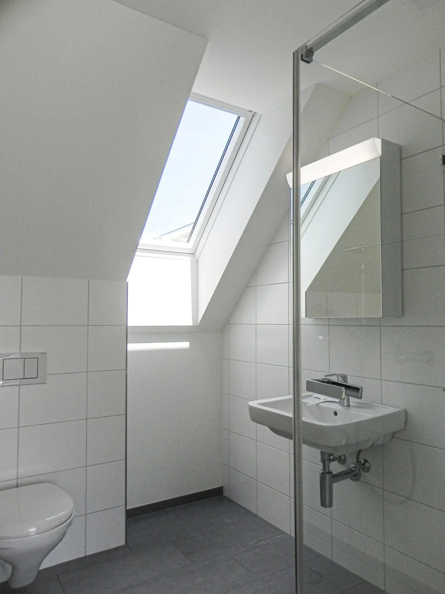 Appartement penthouse lumineux et magnifique avec une vue imprenable - Photo 7 sur 9