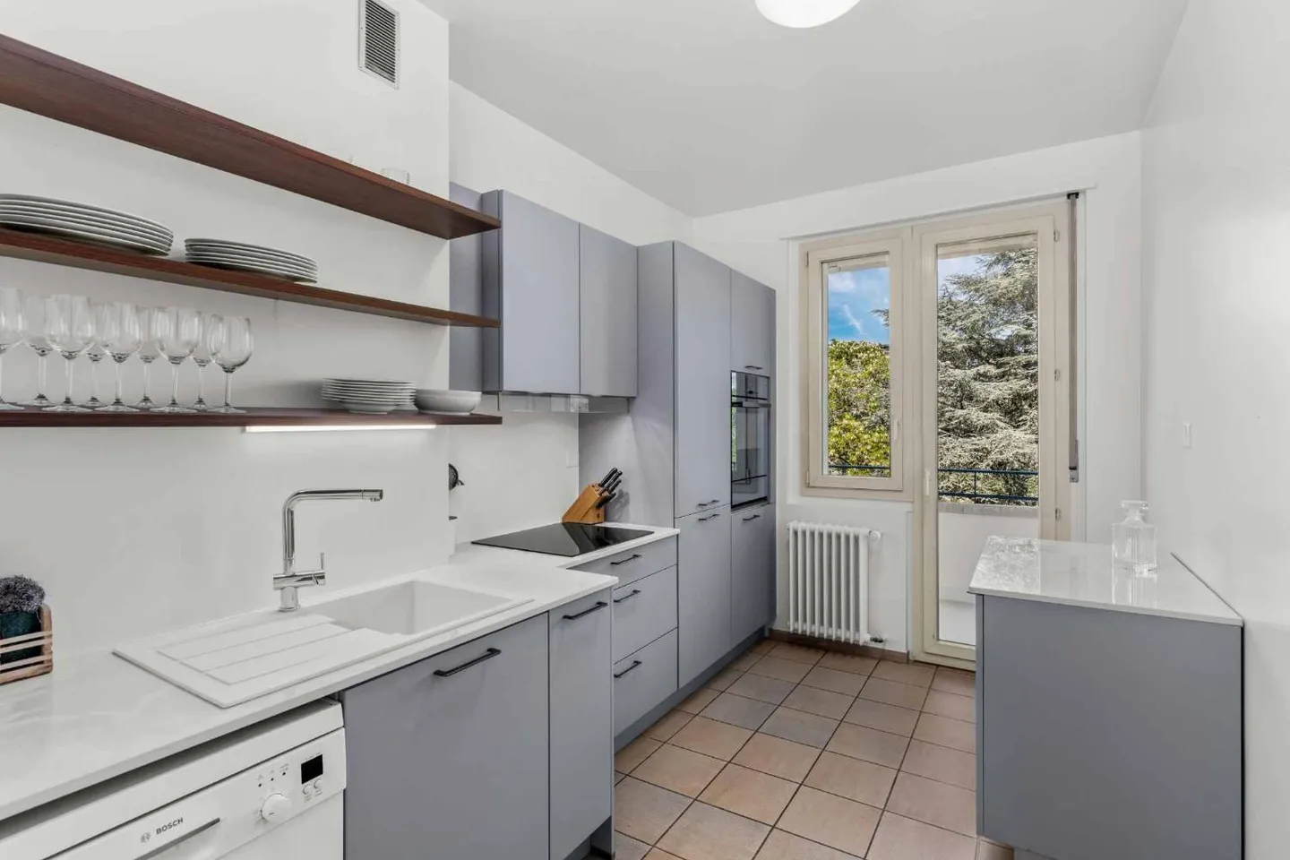 Renoviertes Appartement mit Seeblick - Foto 6 von 11
