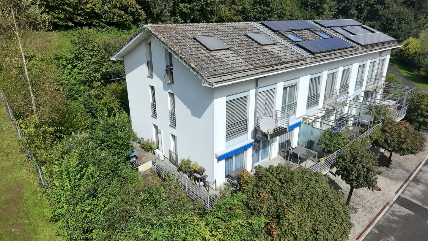 La tua casa di 6 stanze a Ebikon! Luce, vista e qualità della vita - Foto 1 di 15