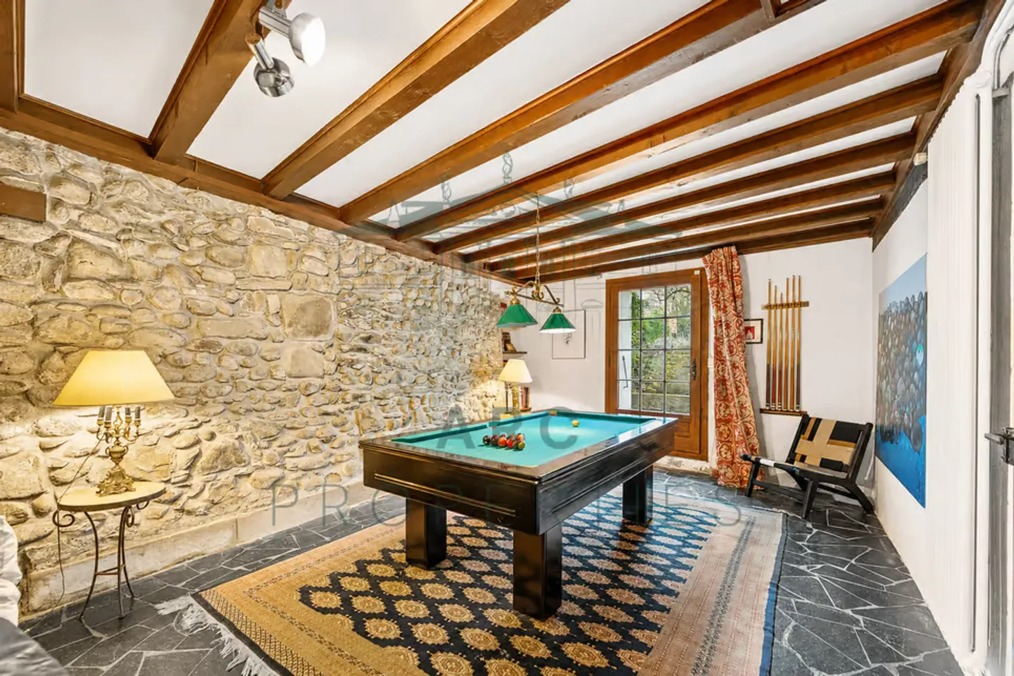 HERMANCE - MAGNIFICENT VILLAGE HOUSE WITH POOL - Photo 4 of 8