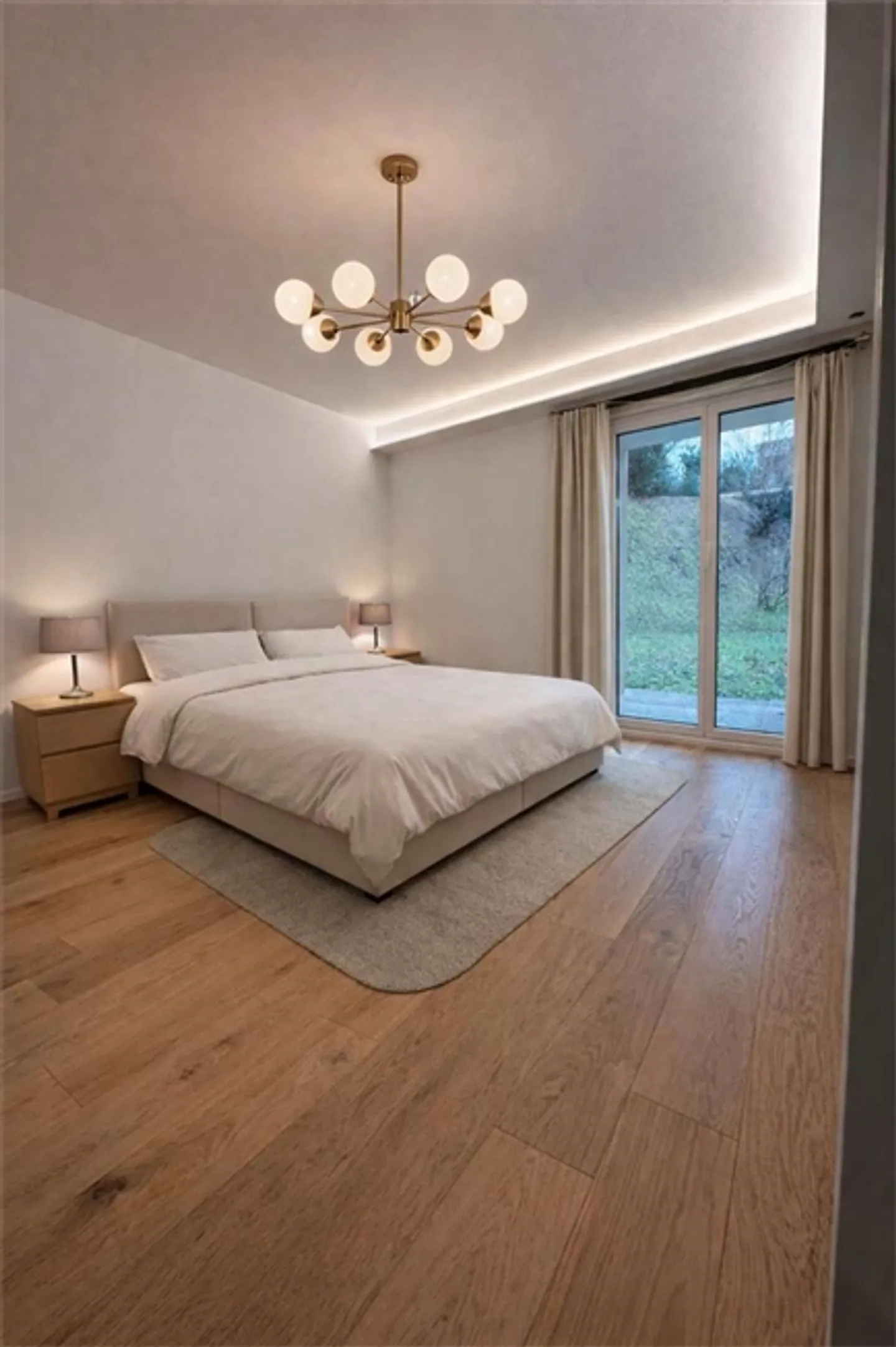 Appartamento luminoso ed elegante di 3,5 stanze, ristrutturato, con veranda e garage - Foto 4 di 6