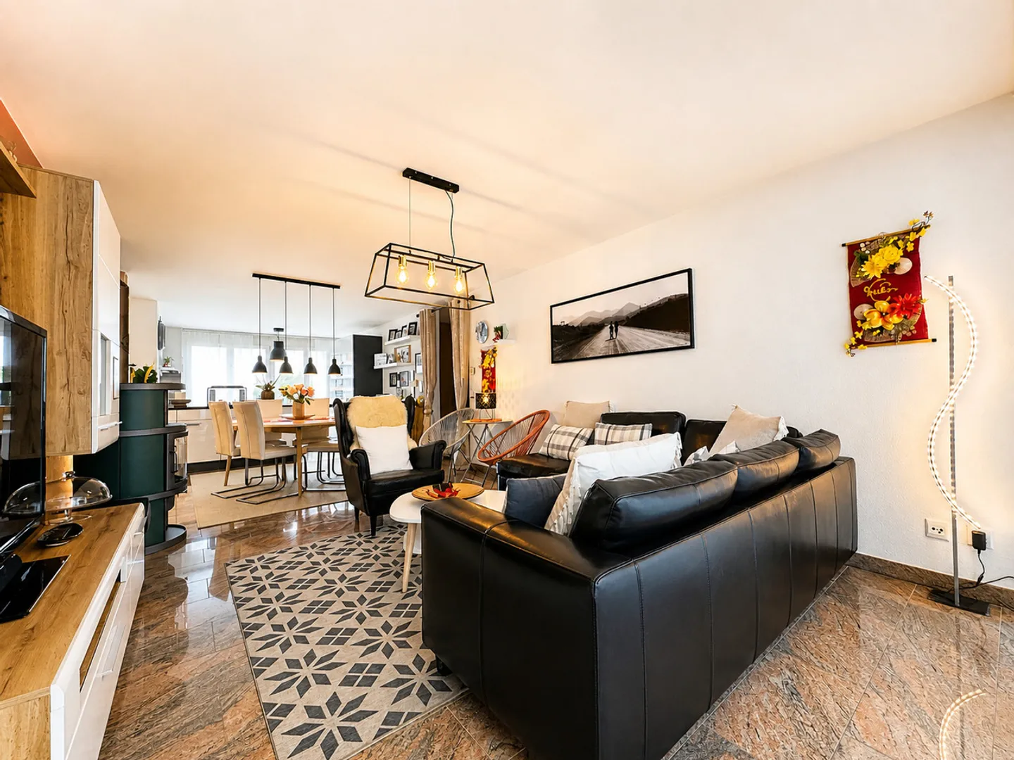 4,5-Zimmer-Wohnung im Herzen von Freiburg - Foto 4 von 10