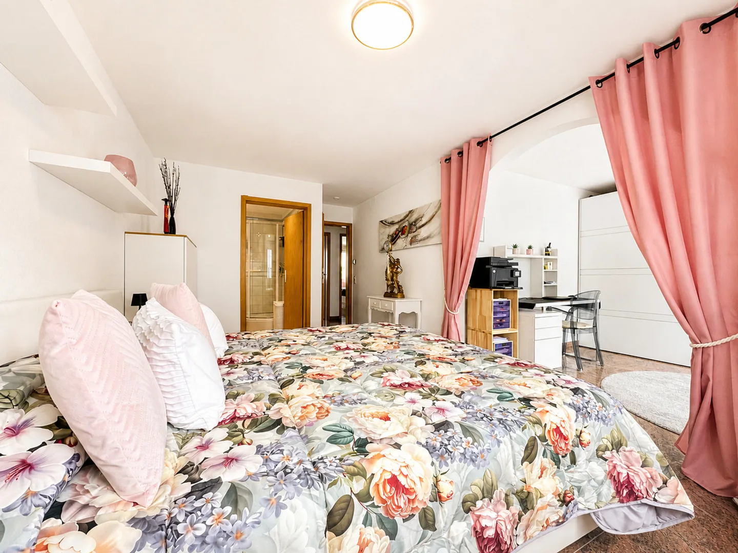 4,5-Zimmer-Wohnung im Herzen von Freiburg - Foto 8 von 10