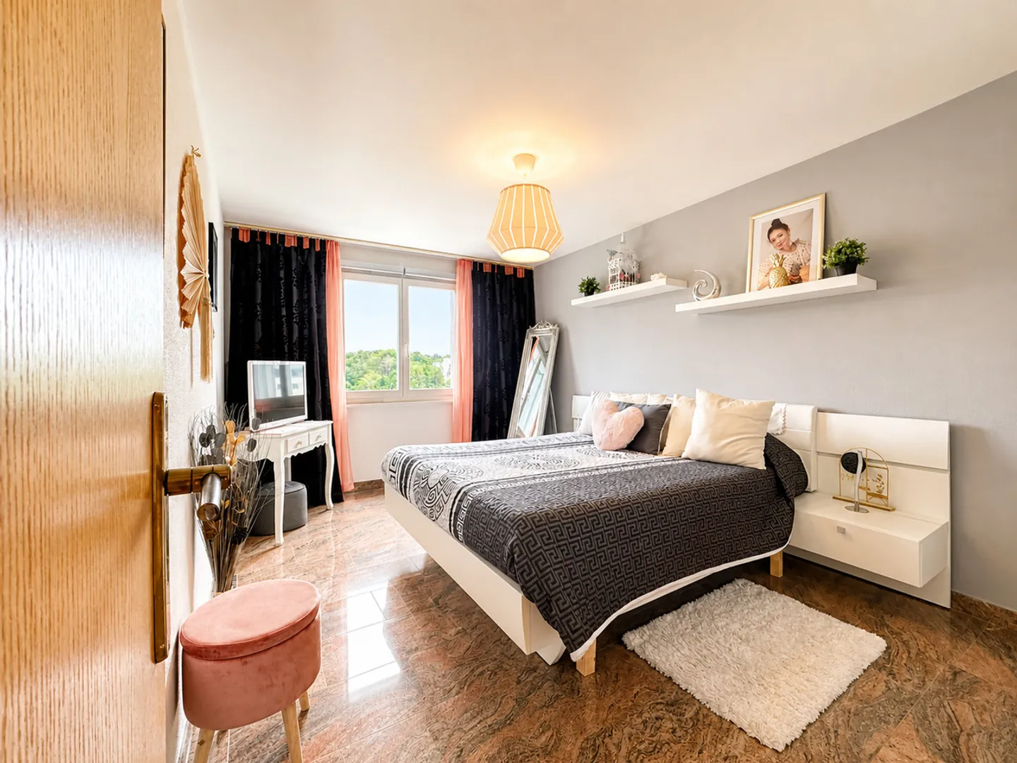 4,5-Zimmer-Wohnung im Herzen von Freiburg - Foto 6 von 10