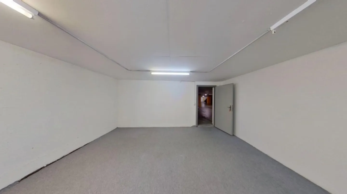 Storage space for 26m2 *limited until 30.06.2026* - Photo 6 of 9