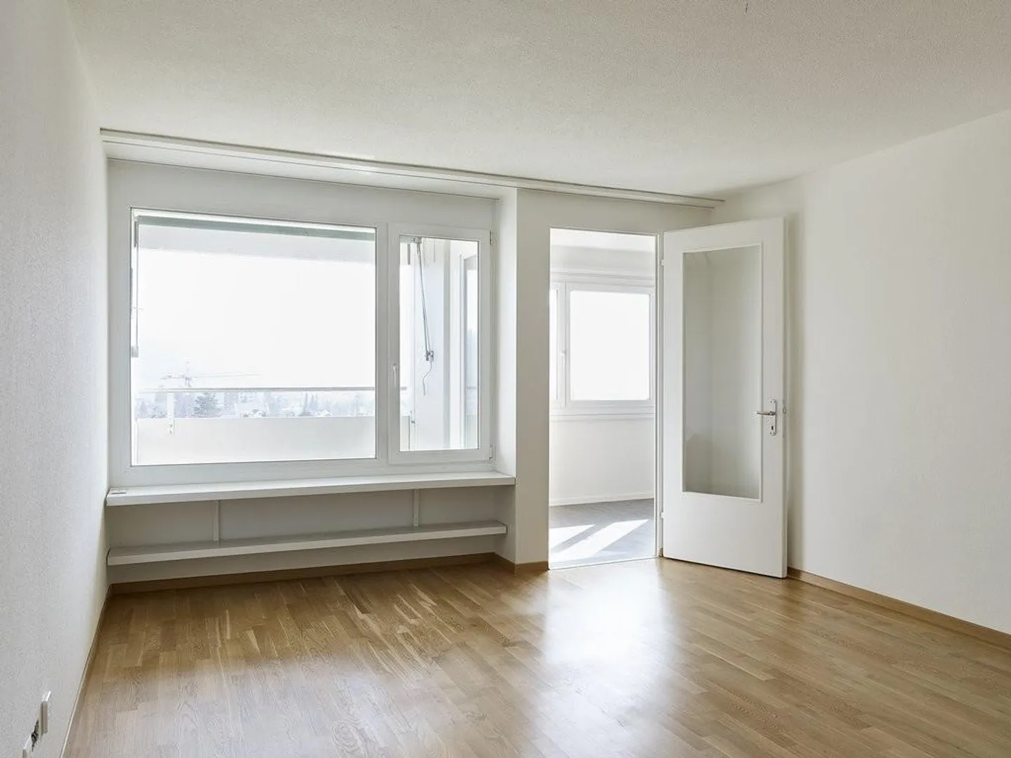 Helle 1.5-Zimmer-Wohnung - Foto 2 von 8