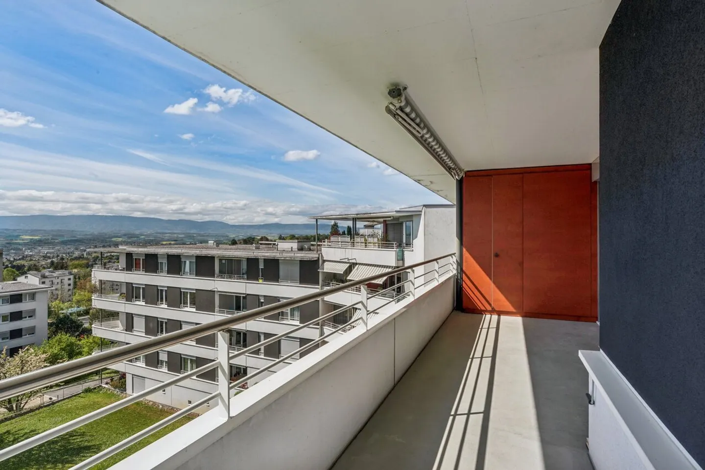 4,5-Zimmer-Wohnung mit Balkon und Seeblick - Foto 5 von 12