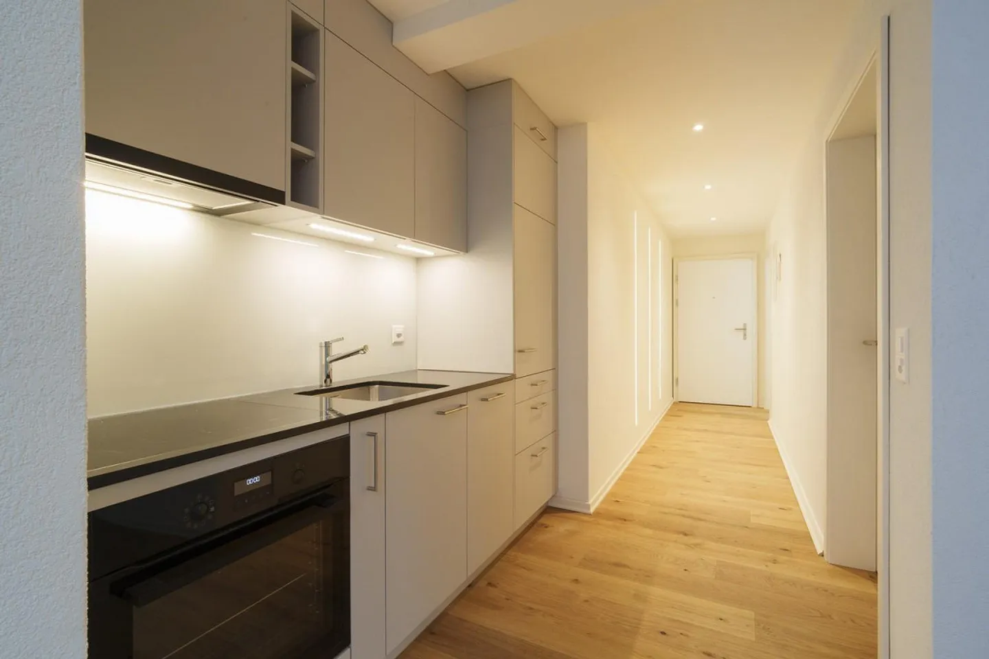 Moderne 2.5 Zimmerwohnung in Basel zu vermieten! - Foto 2 von 8