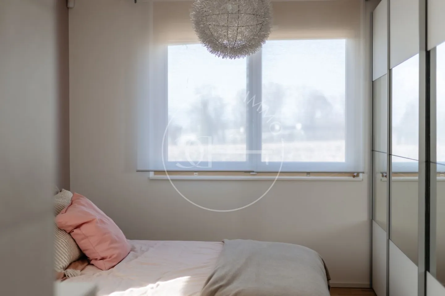 Exklusiv: Ruhige Wohnung mit großem Privatgarten - Foto 6 von 8