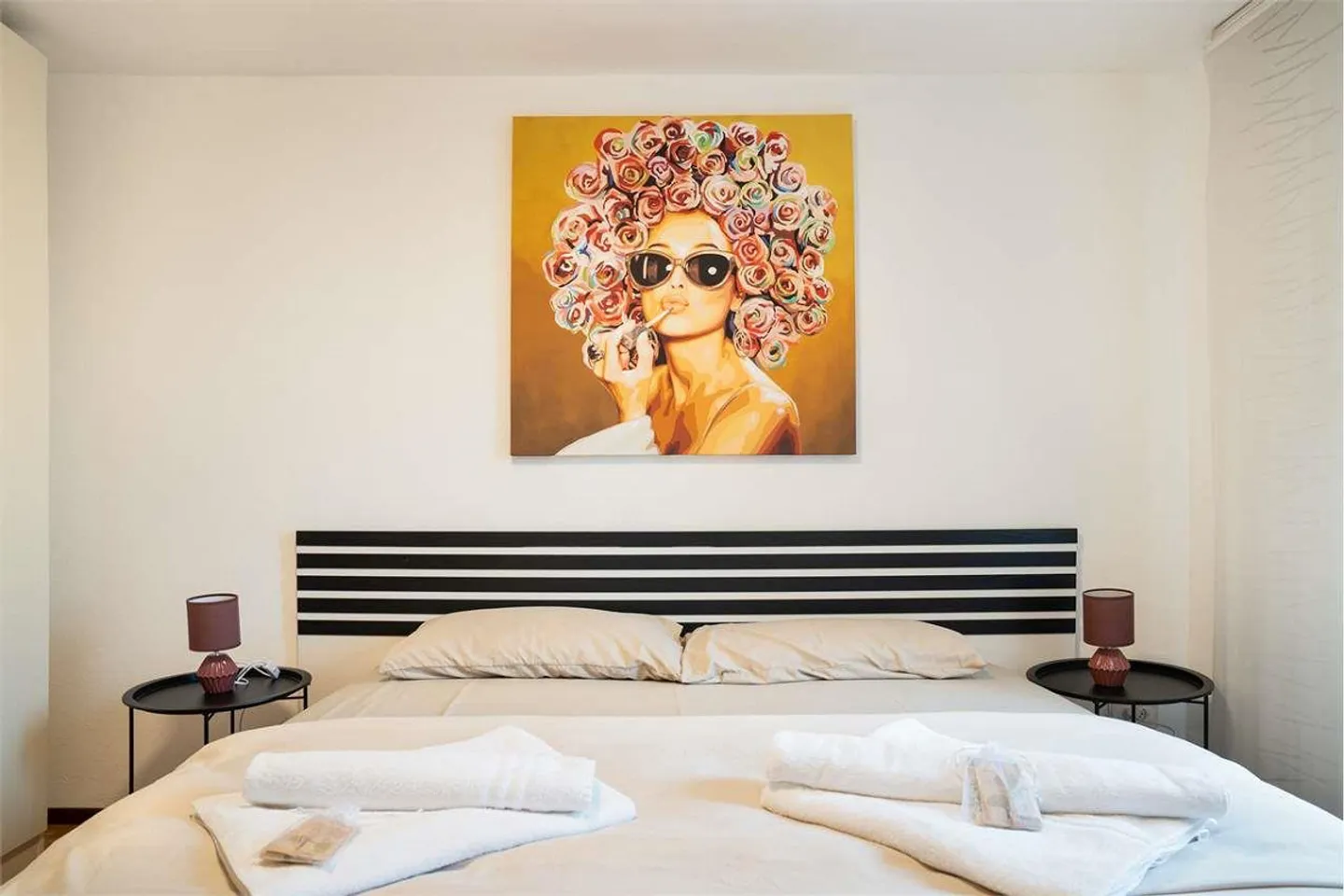 BRIGHT APARTMENT IN COMANO - Photo 6 of 13