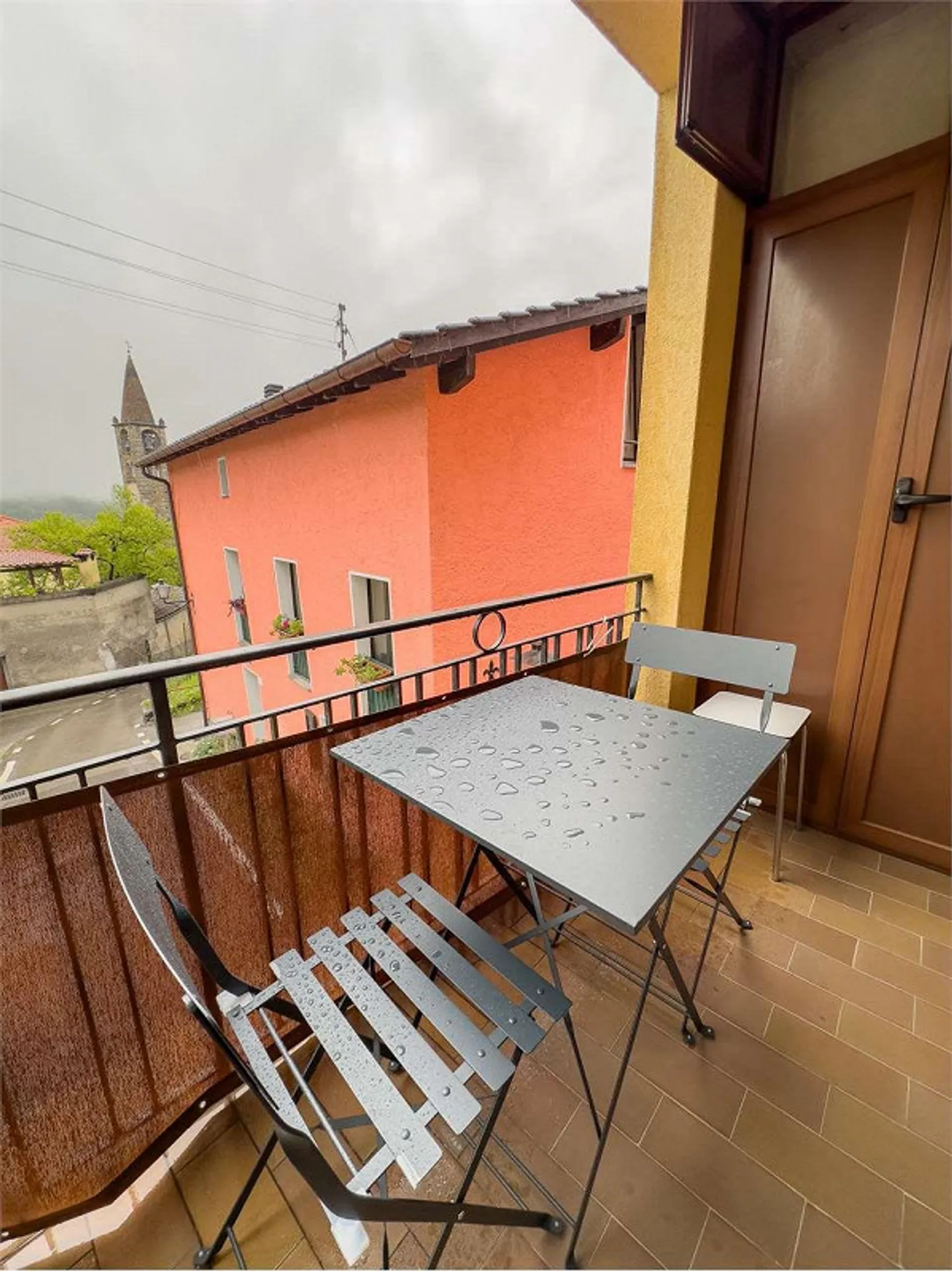 BRIGHT APARTMENT IN COMANO - Photo 12 of 13