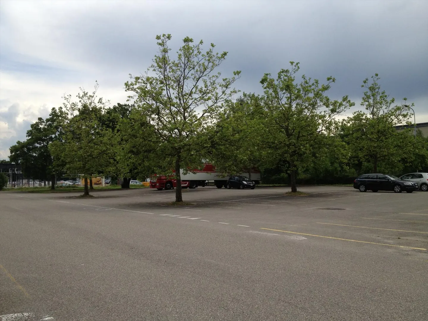 Parking space at the Riverside area Zuchwil - Now available! - Photo 1 of 3