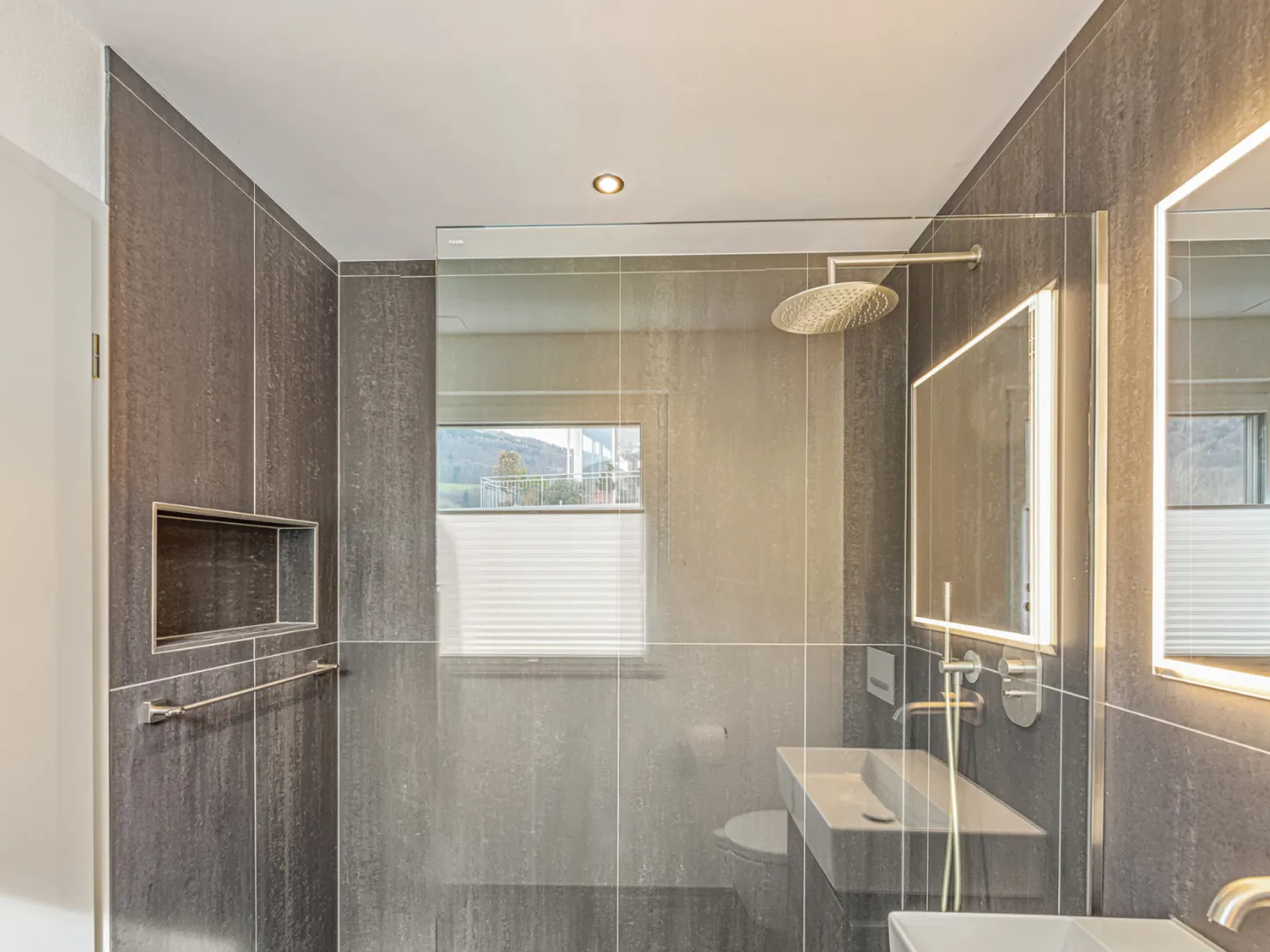 Moderne 4.5-Zimmer Maisonette Wohnung - Foto 9 von 24