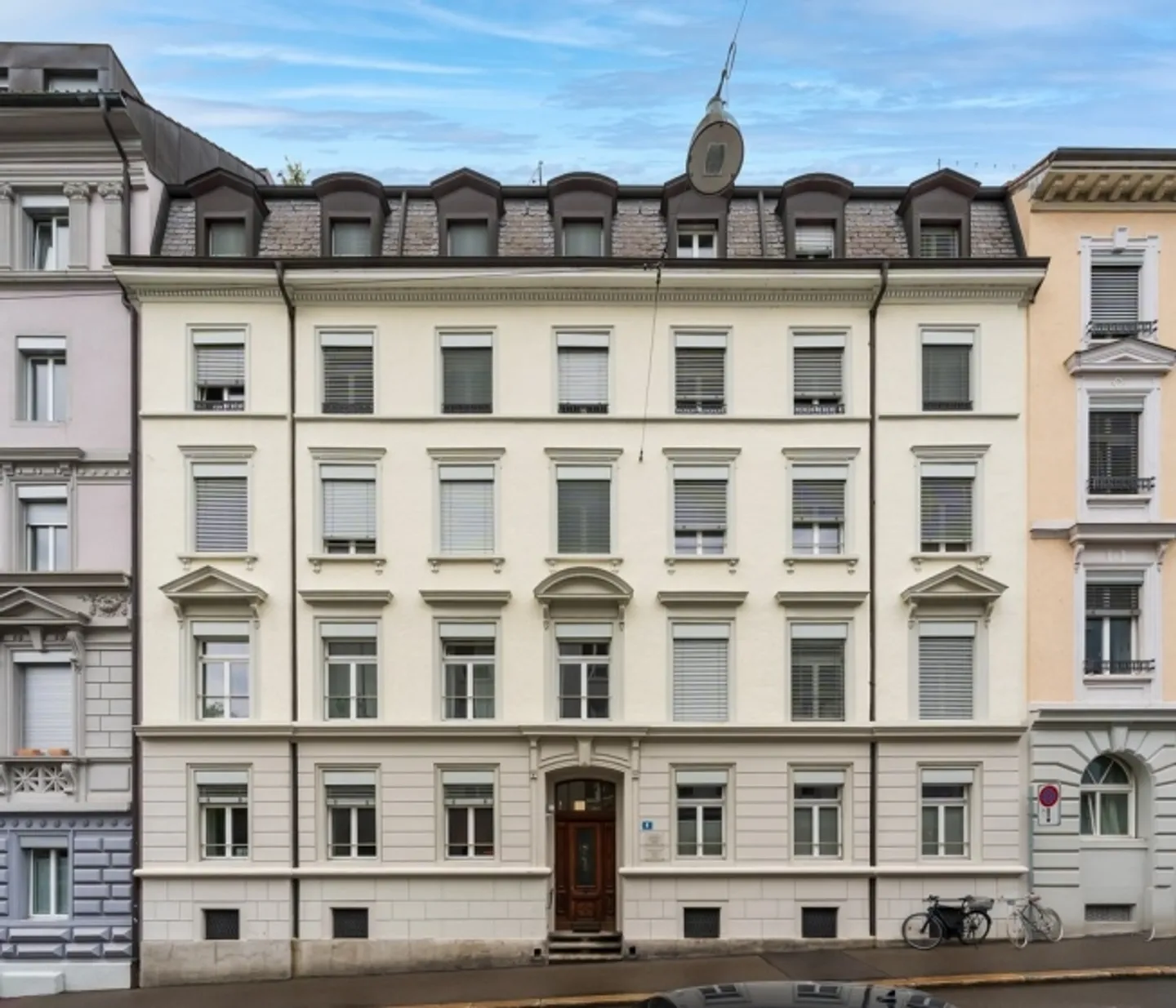 Modernes 3.5-Zimmer-Apartment in Zürich - Foto 1 von 1