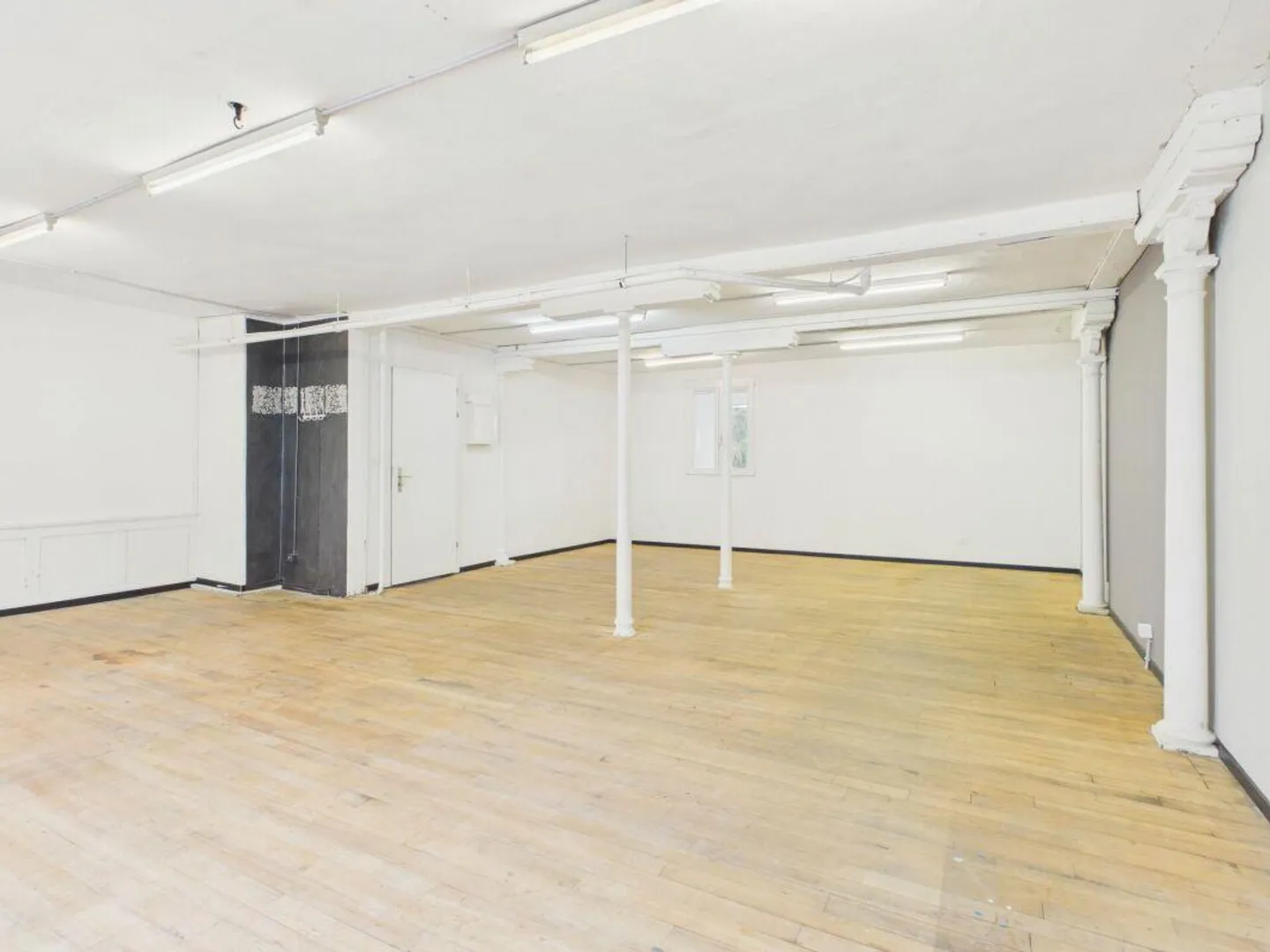 Laboratorio/Ufficio Creativo con Molto Charme - Foto 3 di 4