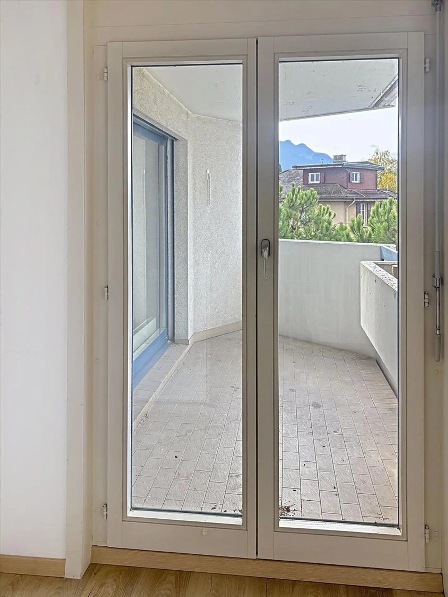 Appartamento Incantevole con Vista Lago - Foto 4 di 18