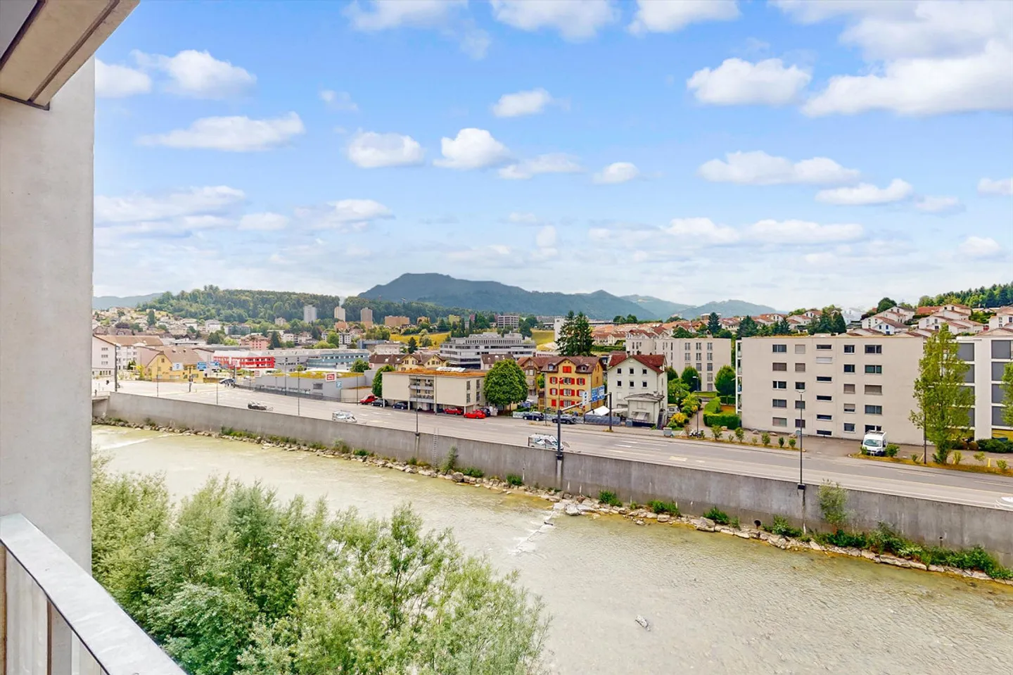 4QUARTIER - Au bord de la petite Emme, avec vue sur le Pilatus. - Photo 9 sur 9