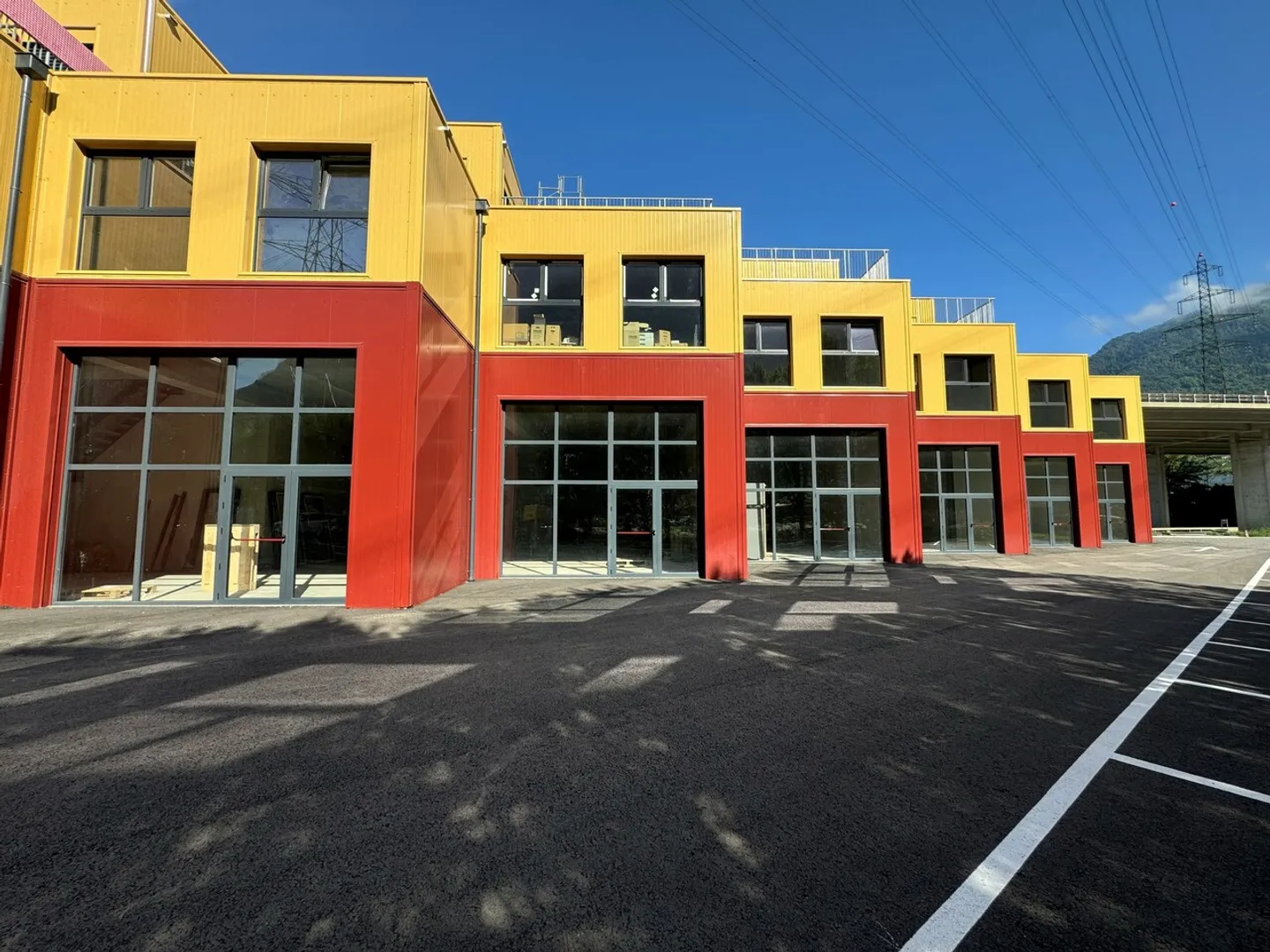 NEW: Commercial/Office Spaces for Rent - Villeneuve Industrial Zone - Photo 5 of 5