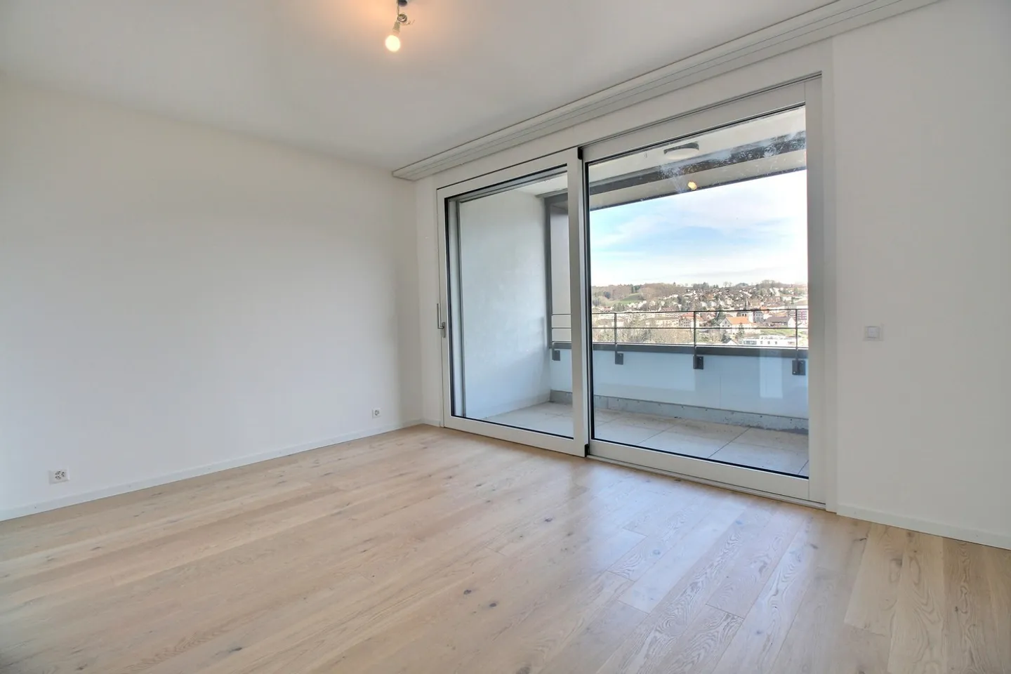 Bright 5.5-room new building in Marly! - Photo 4 of 13