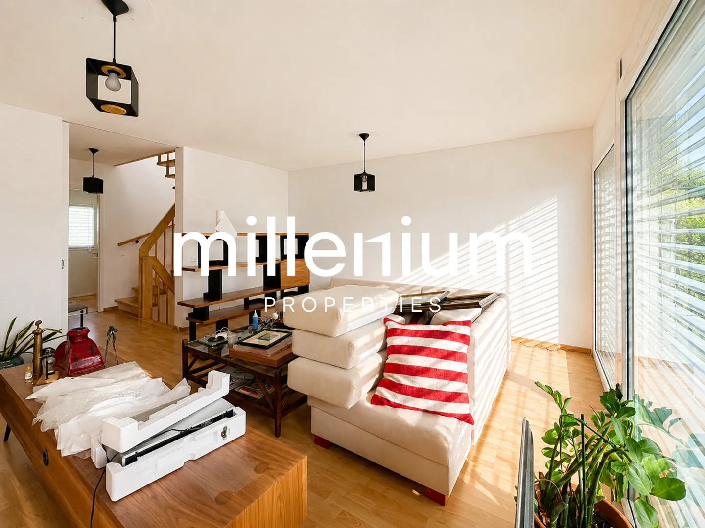 Maison familiale de 7 pièces avec jardin – Meyrin Village - Photo 2 of 10