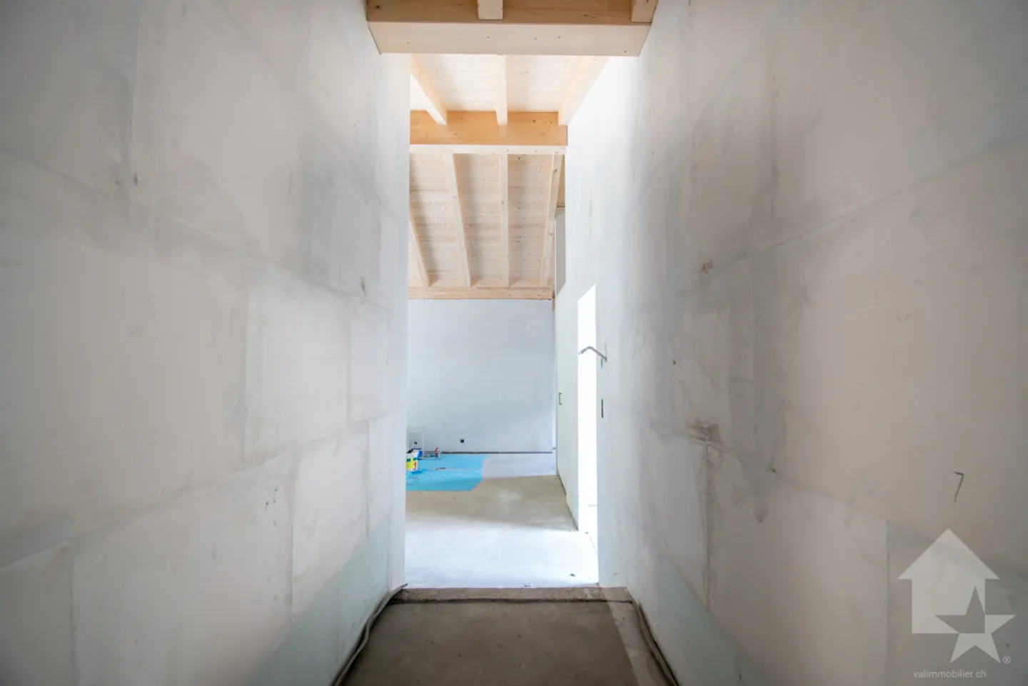 Epinassey, 5.5-room apartment in the attic - Photo 10 of 11