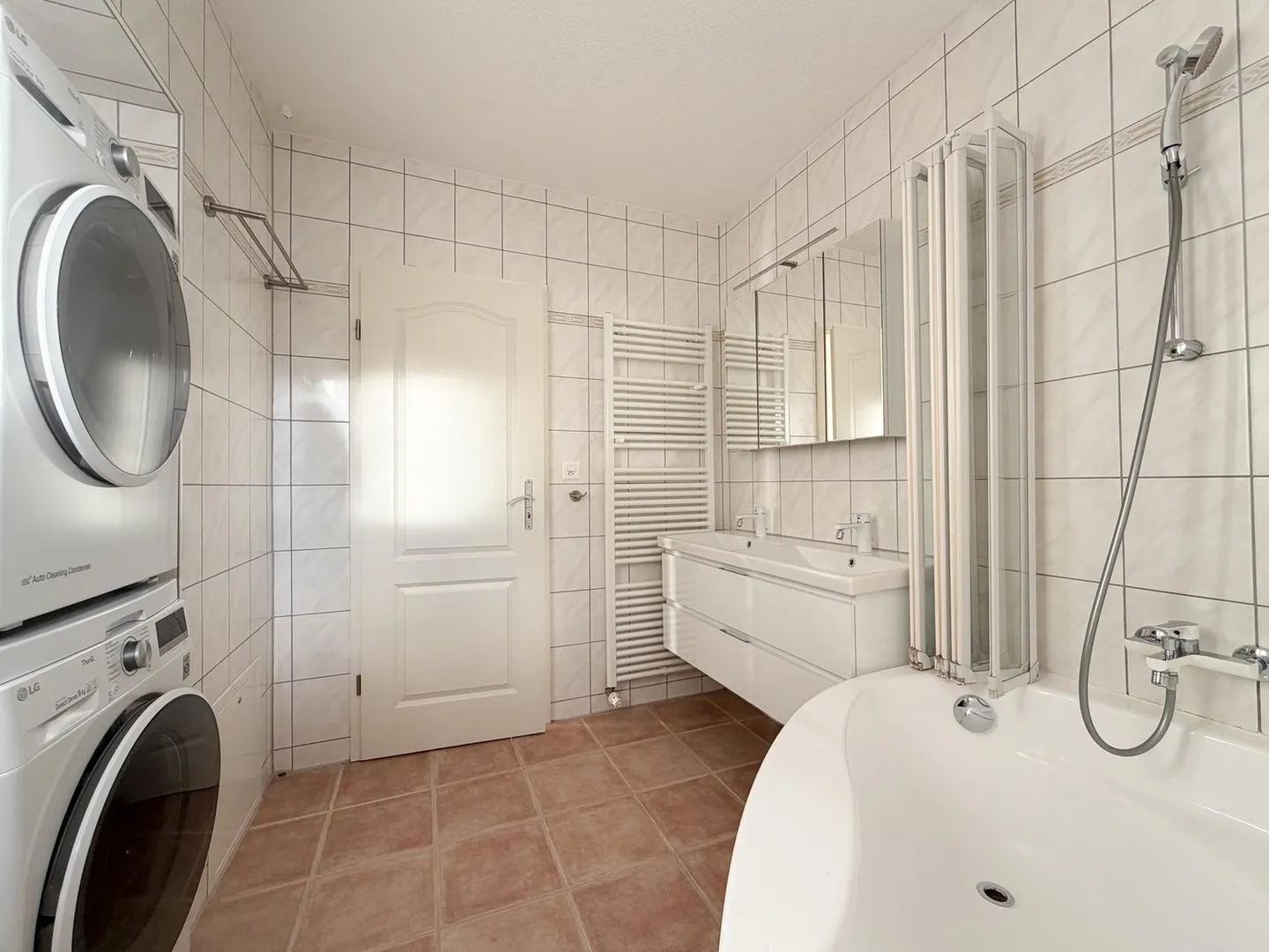 Appartamento affascinante di 4,5 stanze ristrutturato con garage - Foto 11 di 13