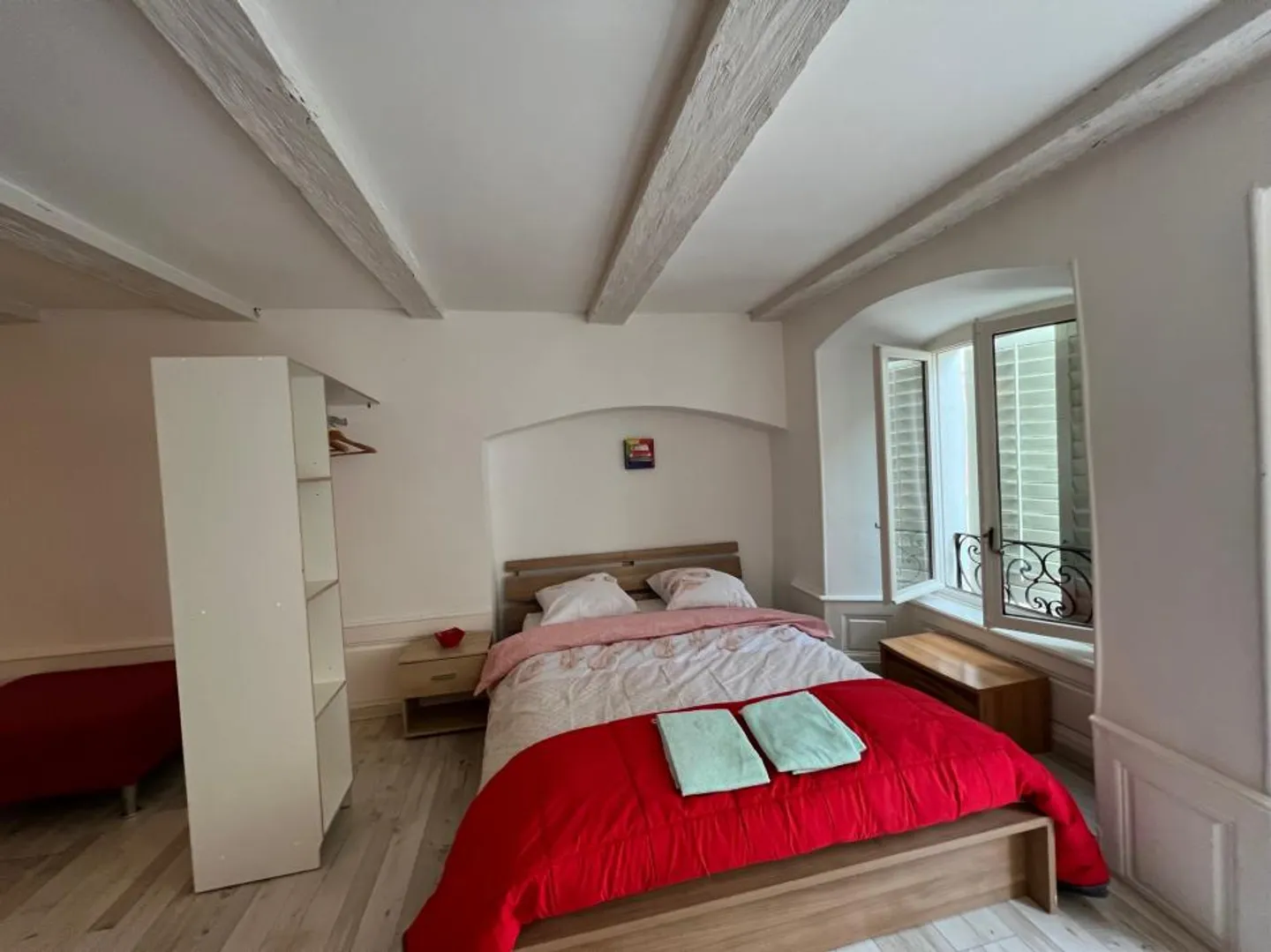 Apartment for rent - Photo 2 of 13