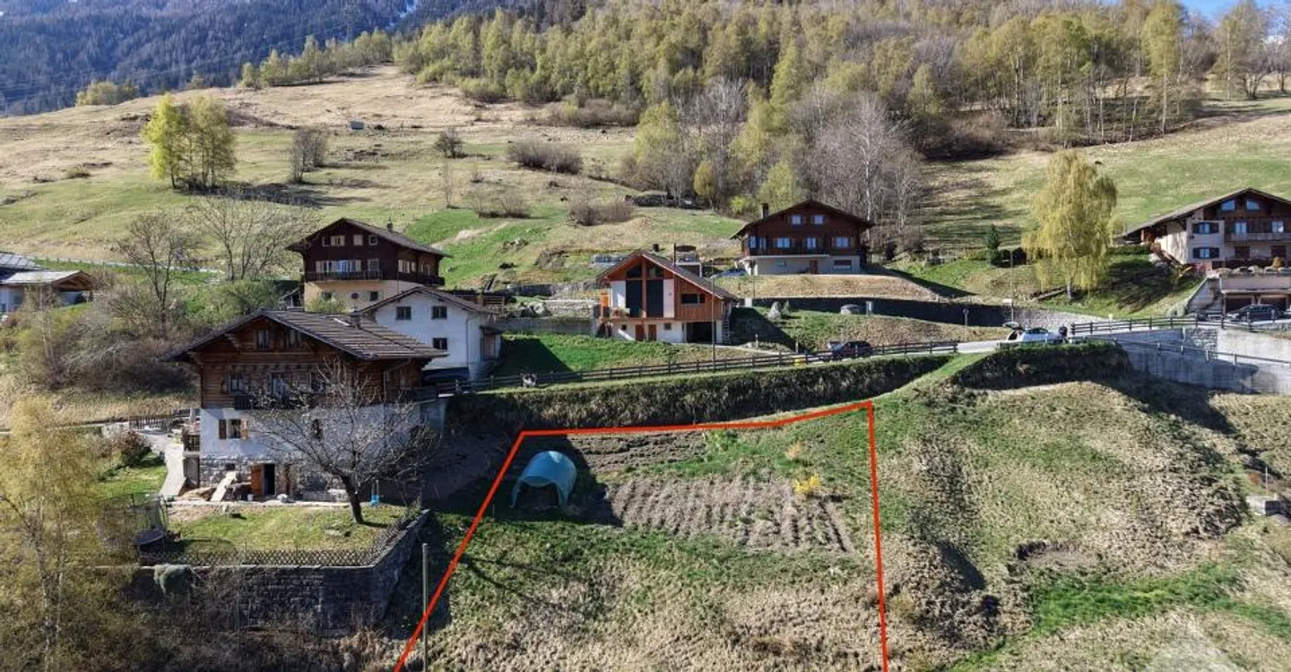 Terreno bellissimo per la tua casa dei sogni - Foto 1 di 7