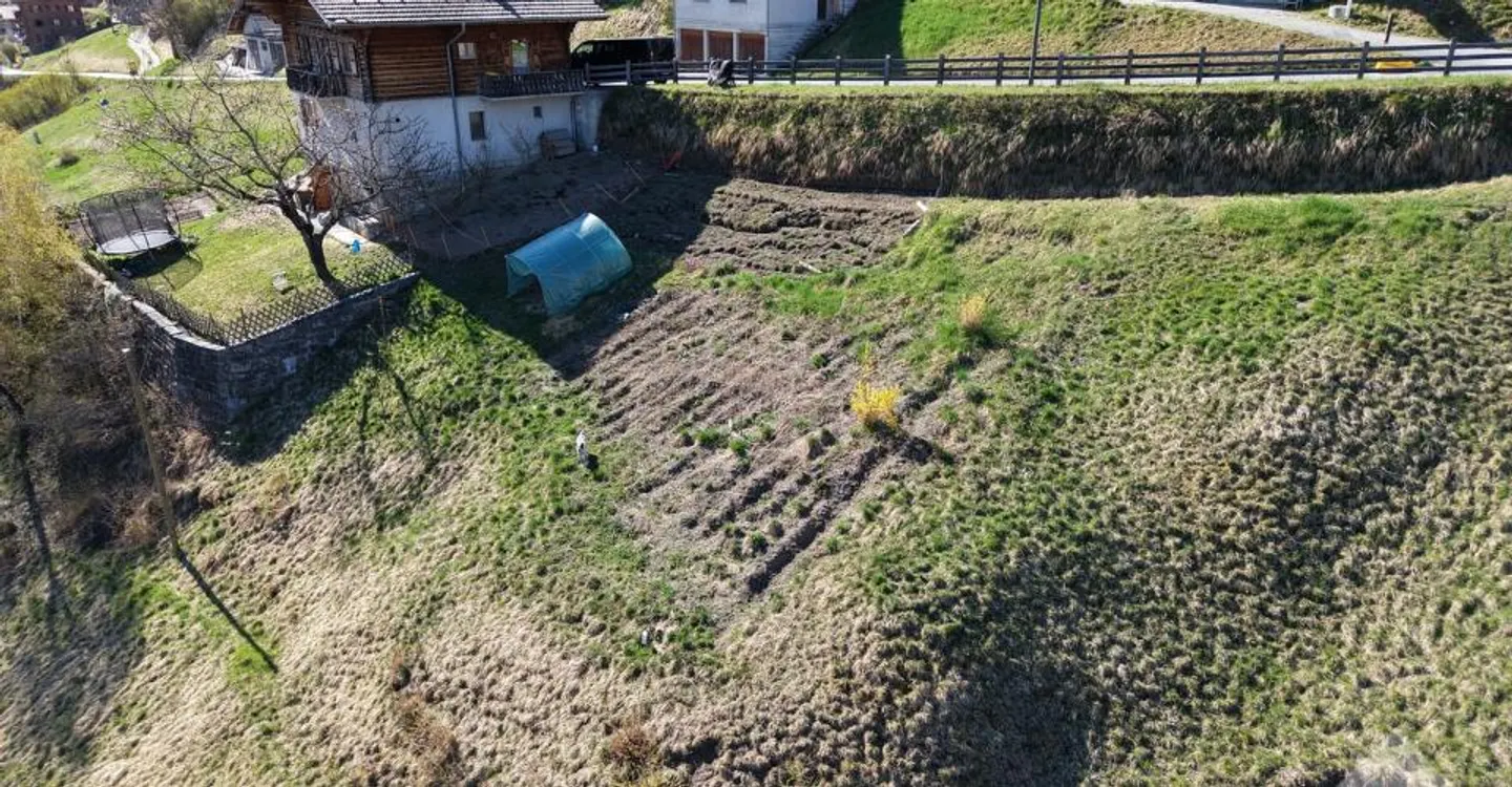 Terreno bellissimo per la tua casa dei sogni - Foto 2 di 7