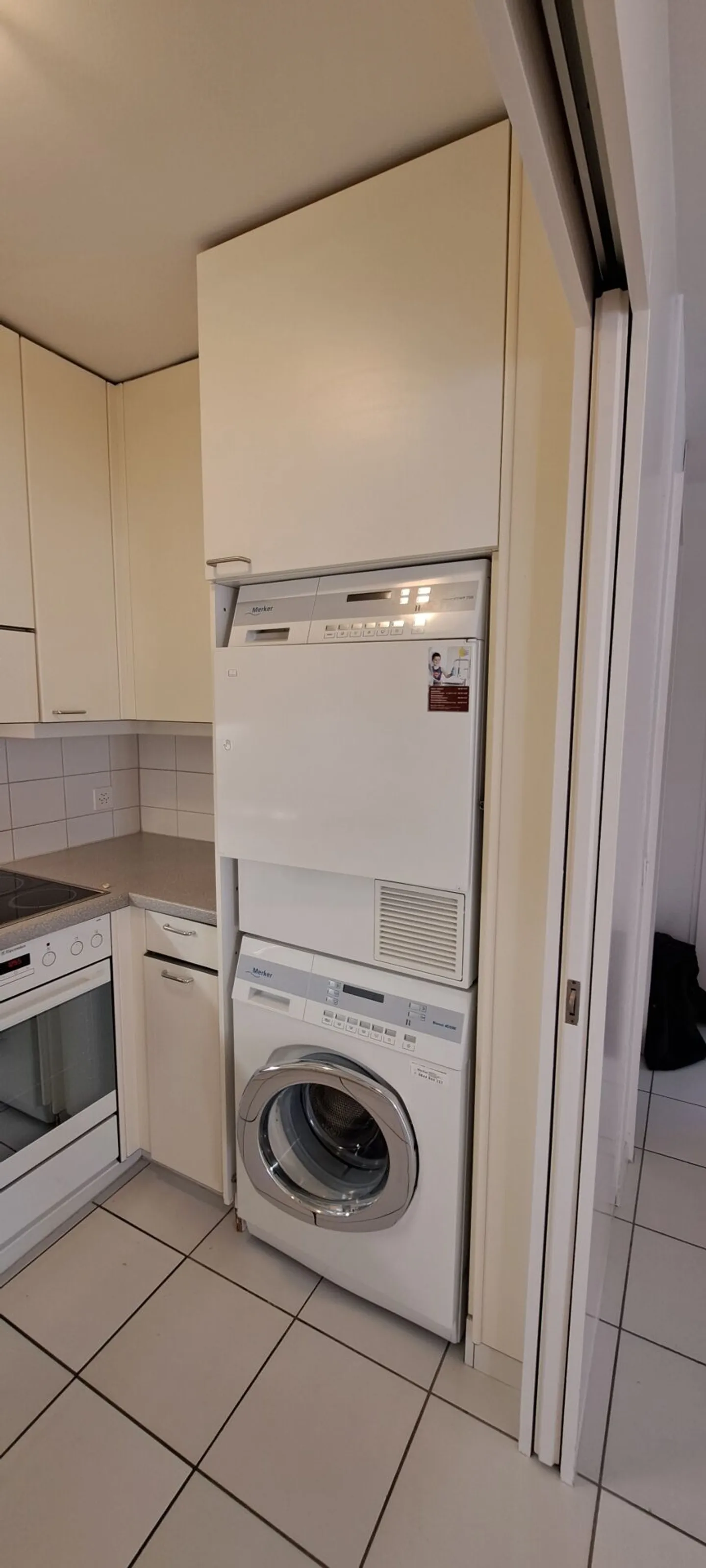 Appartement Charmant Vieille Ville - Photo 4 sur 7