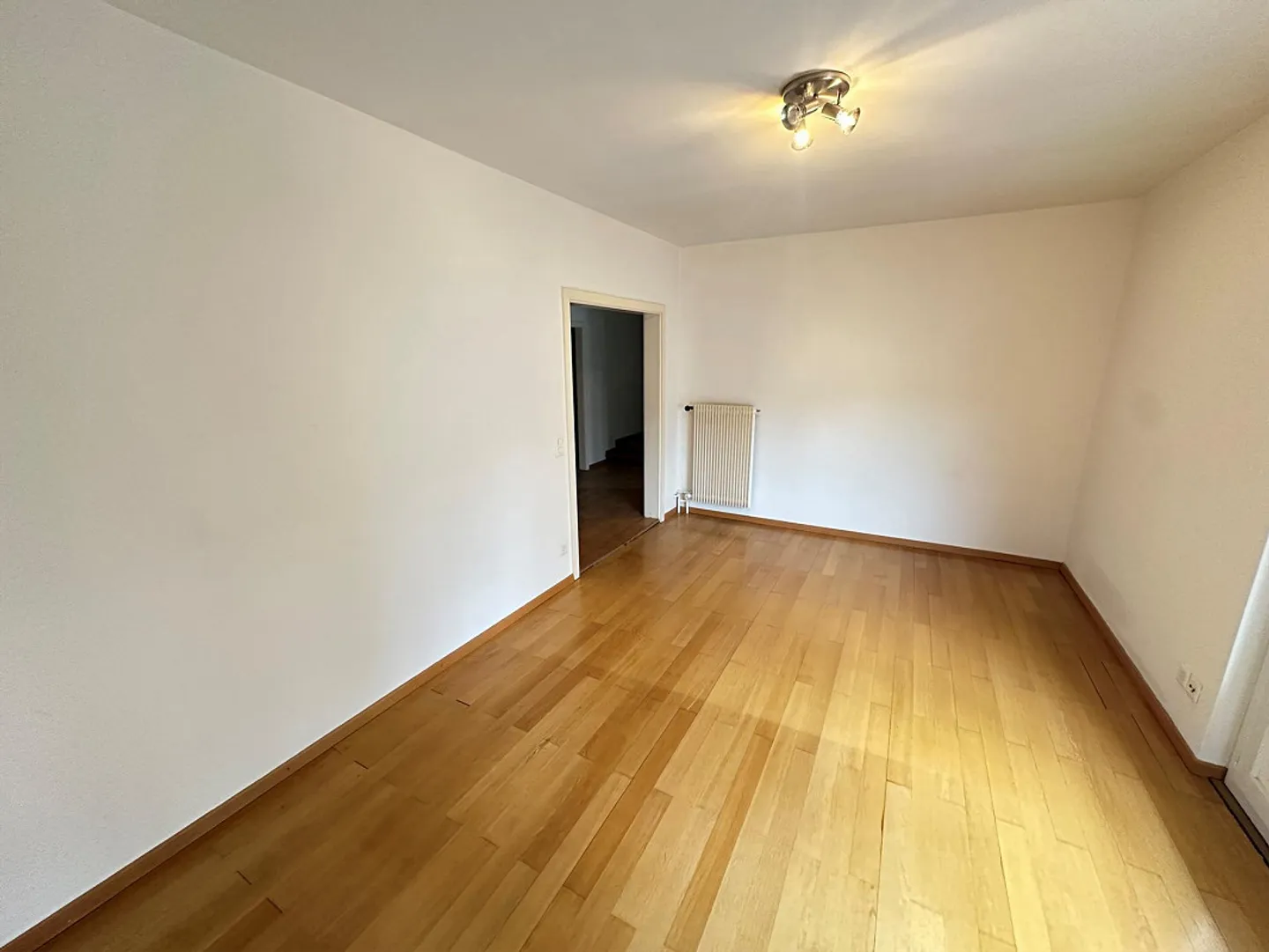 Charmante Wohnung in zentraler Lage - Foto 2 von 5