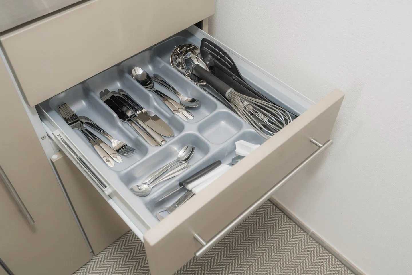 Studio meublé avec cuisine dans un emplacement central à Kriens à partir du 1.7.26 - Photo 6 sur 10