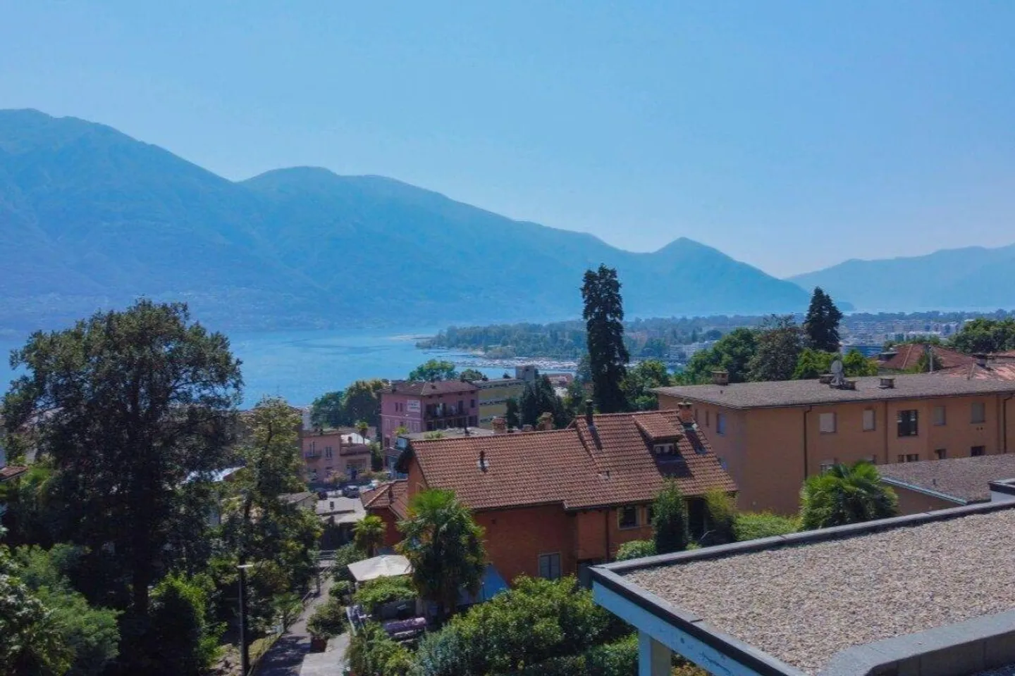 Bella casa unifamiliare con potenziale in una posizione ricercata - Foto 4 di 11