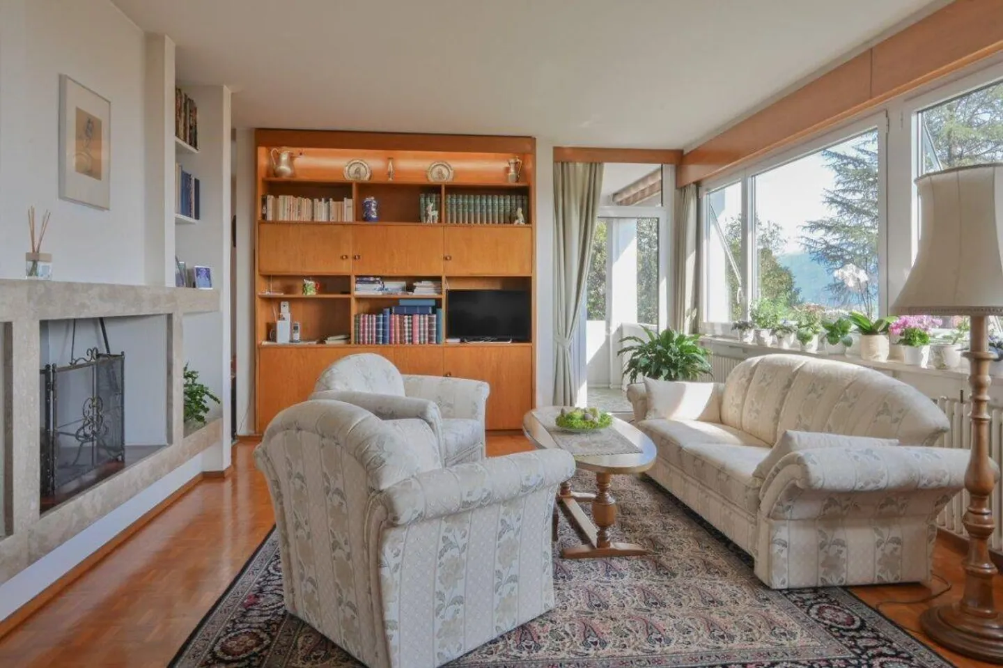 Bella casa unifamiliare con potenziale in una posizione ricercata - Foto 7 di 11