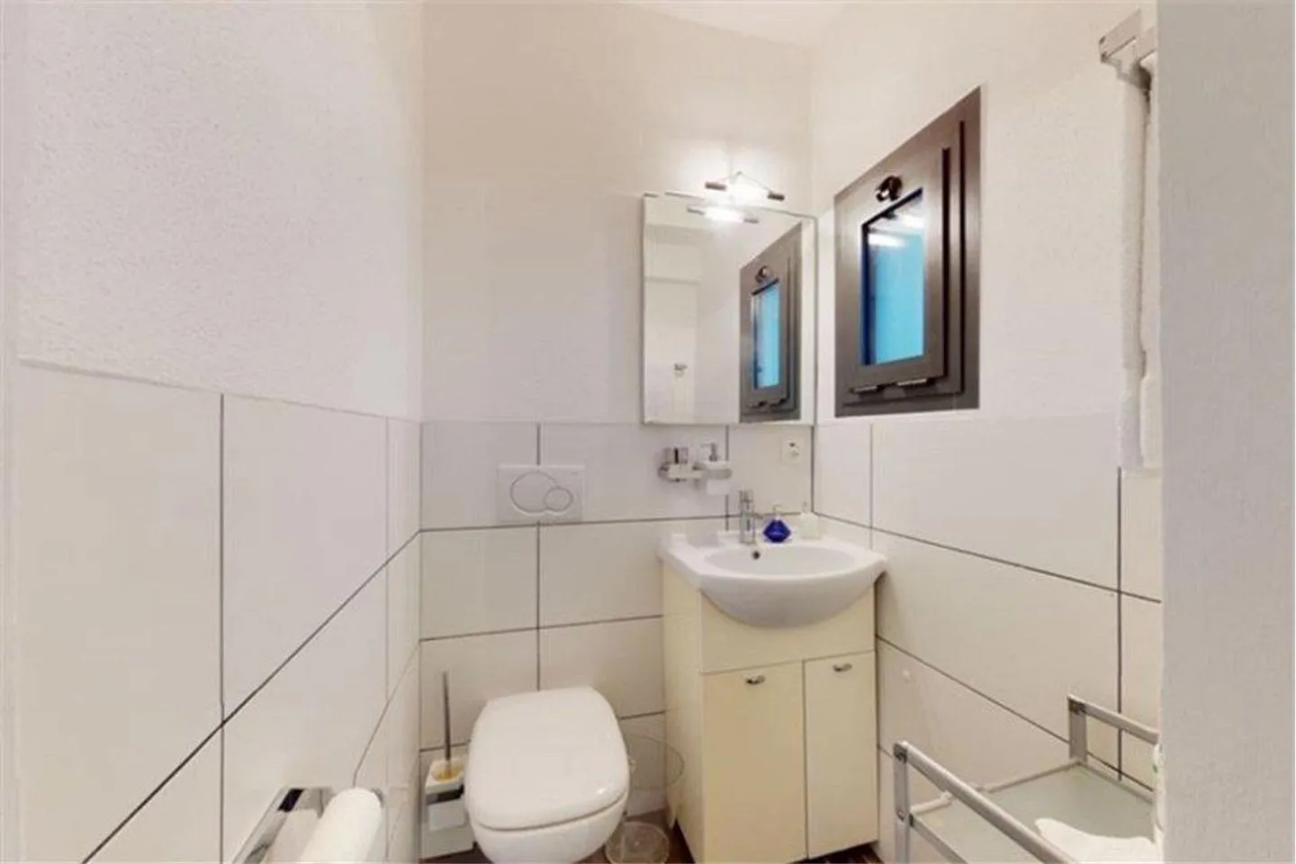 Casa con giardino e 4 posteggi - Foto 11 di 13