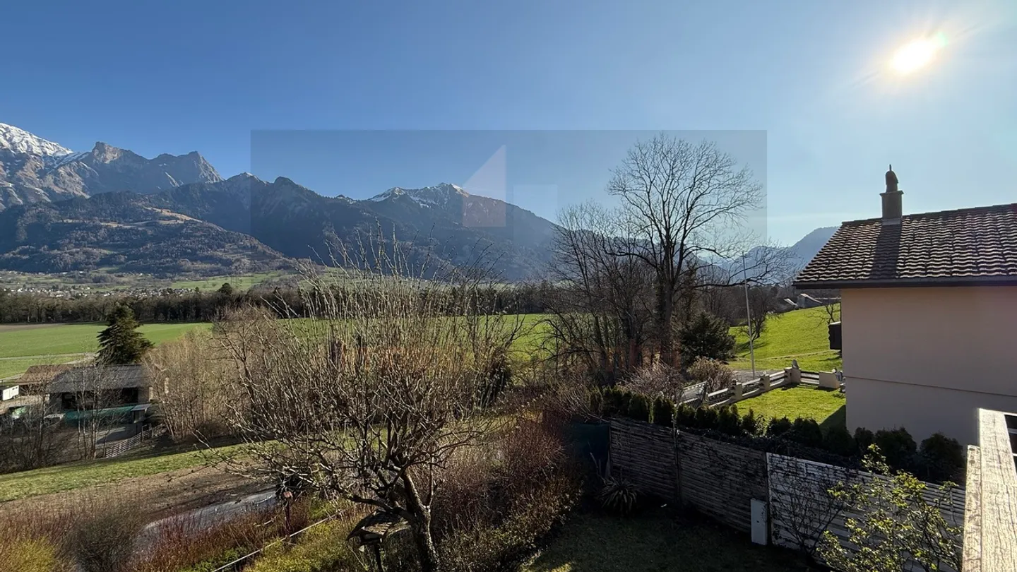 Detached single-family house with large garden - Photo 6 of 20