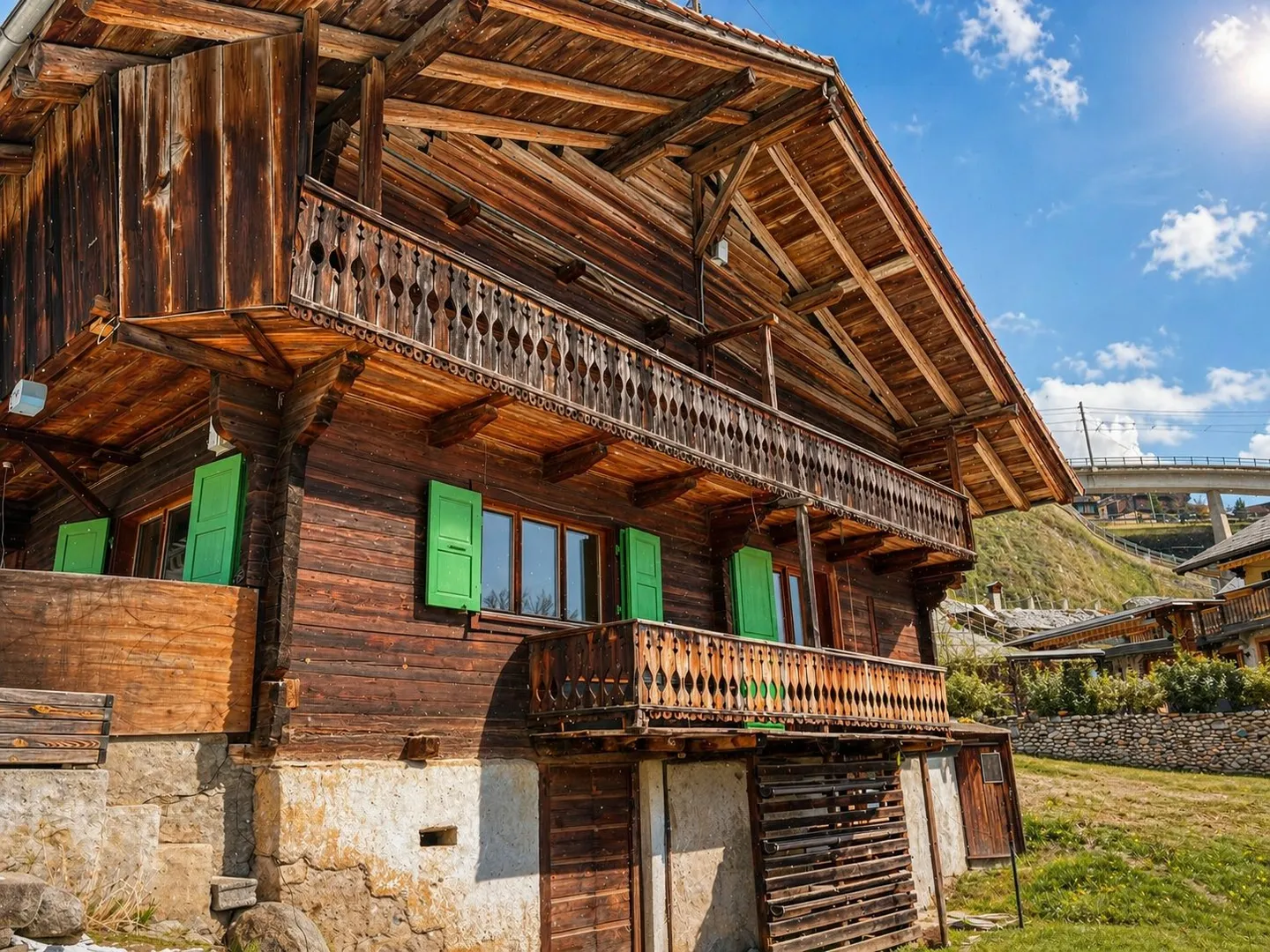 For Sale? Chalet for Renovation with Great Development Potential in Troistorrents | CHF 390,000. - Photo 1 of 9