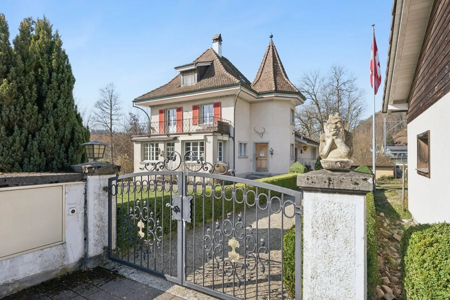 Incantevole villa di campagna con accesso a un ruscello - Foto 1 di 12