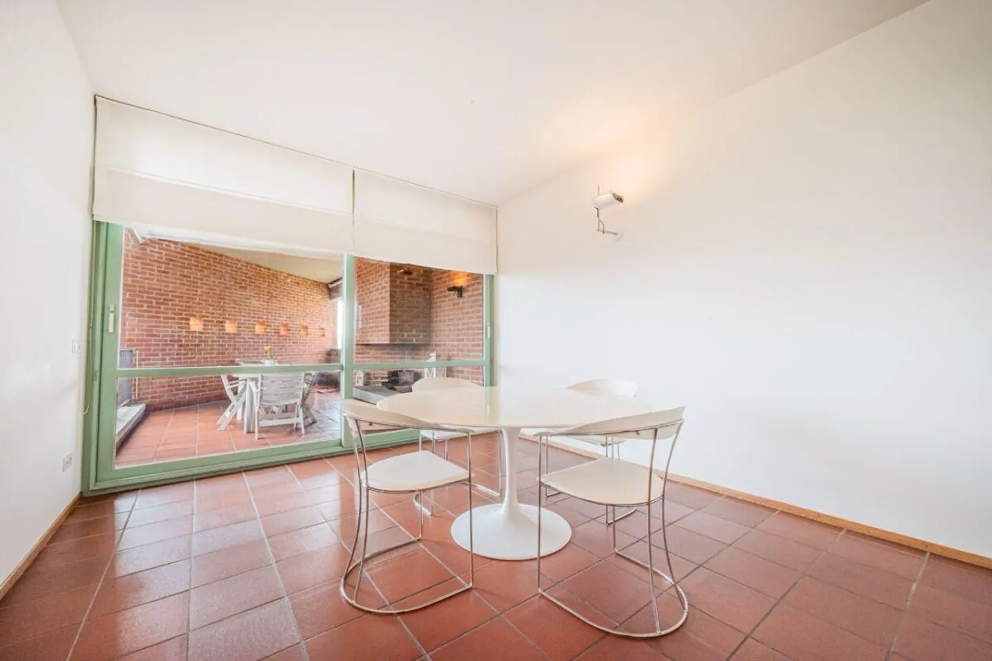Villa con architettura iconica, vista panoramica - Foto 9 di 21