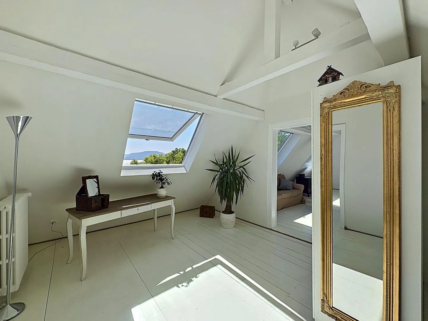 11-Room House - Photo 12 of 13