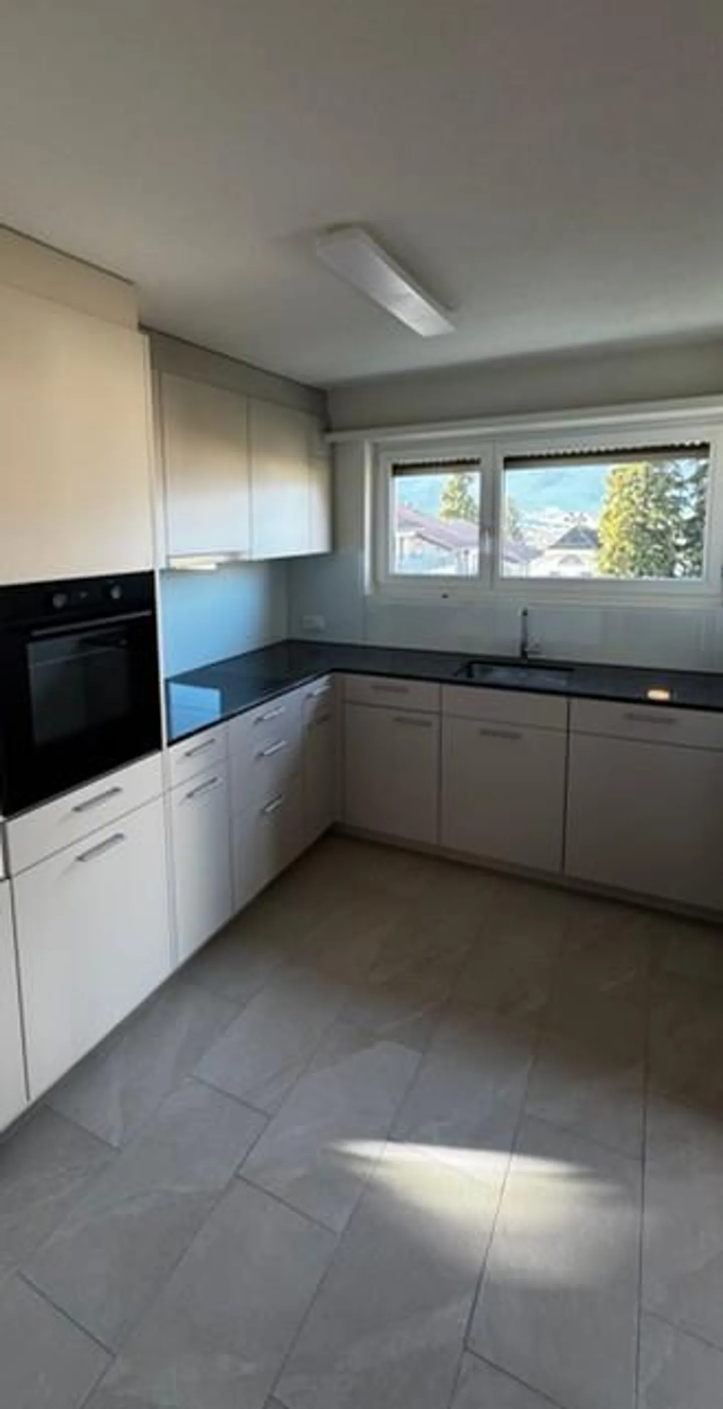 Appartement 3.5 pièces - premier loyer net offert ! - Photo 2 sur 8