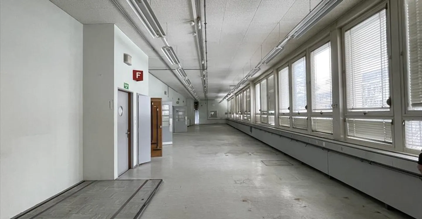 For sale 5,500 m2 in the center of La Chaux-de-Fonds! - Photo 1 of 7