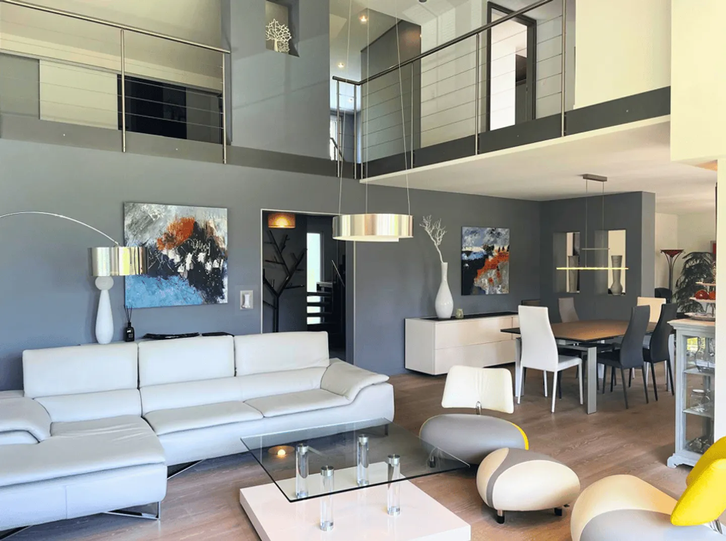 Casa indipendente di 6 stanze - Foto 3 di 11