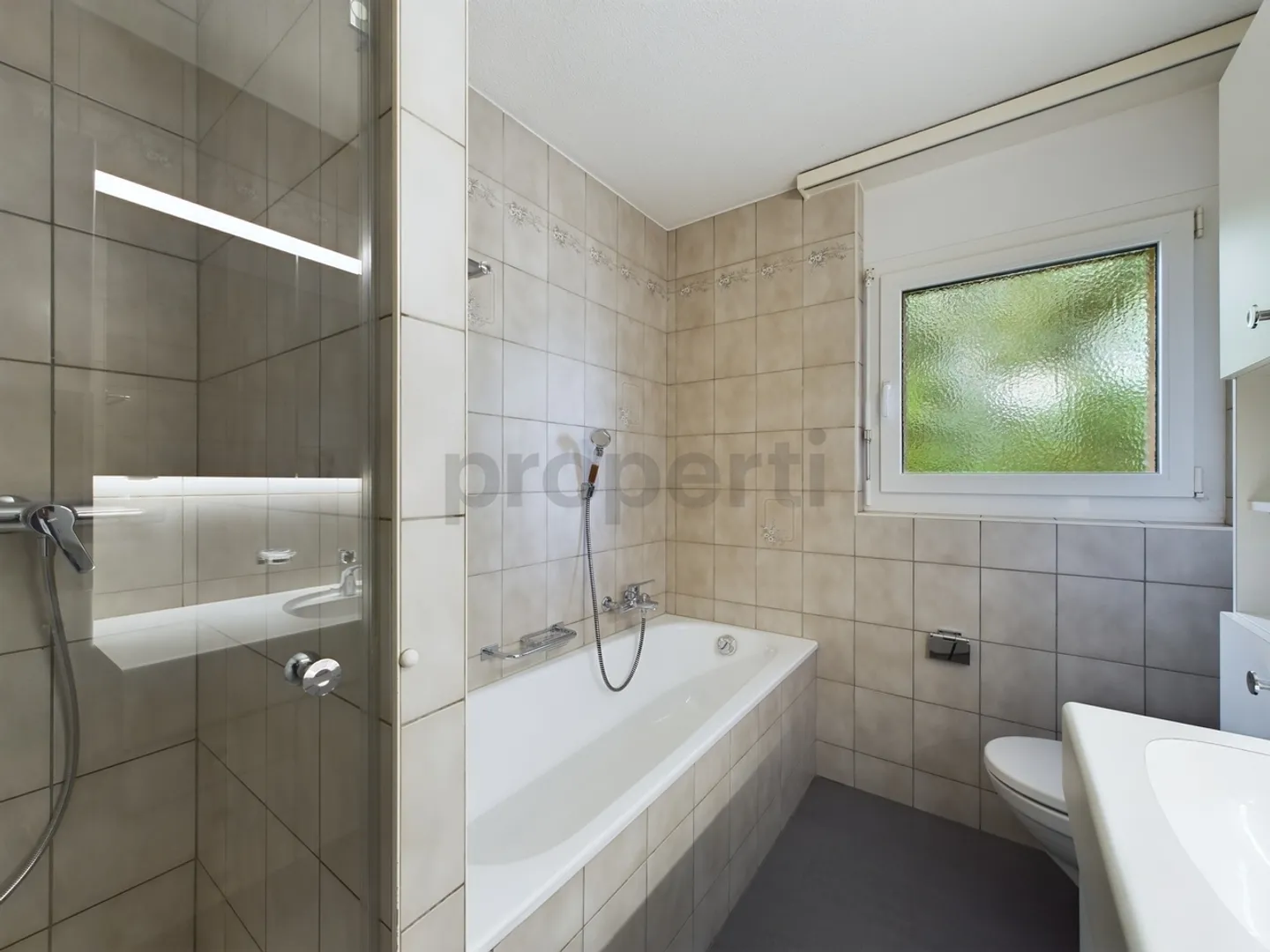 Apartment for rent - Photo 11 of 12